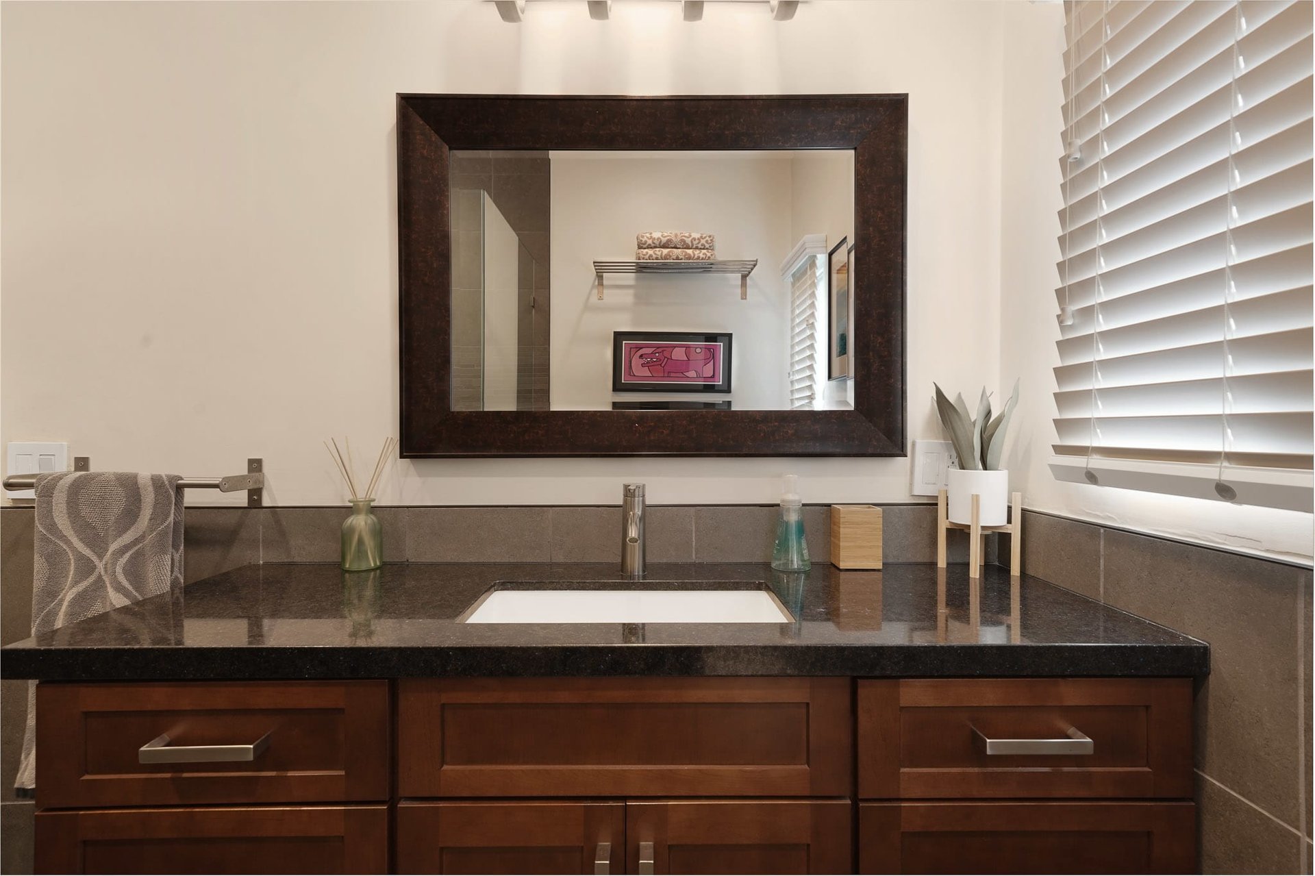 Exquisitely Remodeled Trophy Duplex in Longwood Highlands