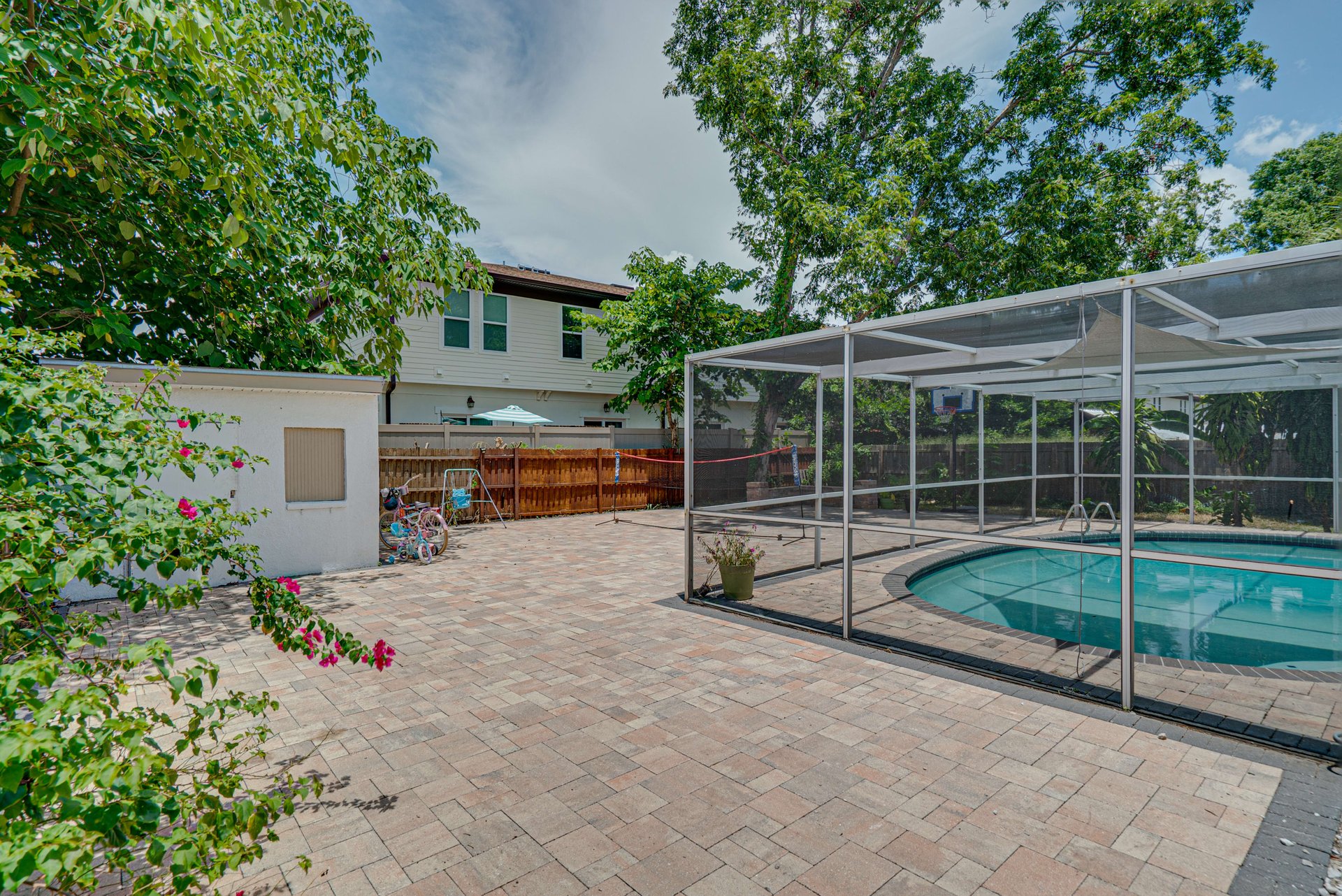 4009 W PEARL  AVENUE