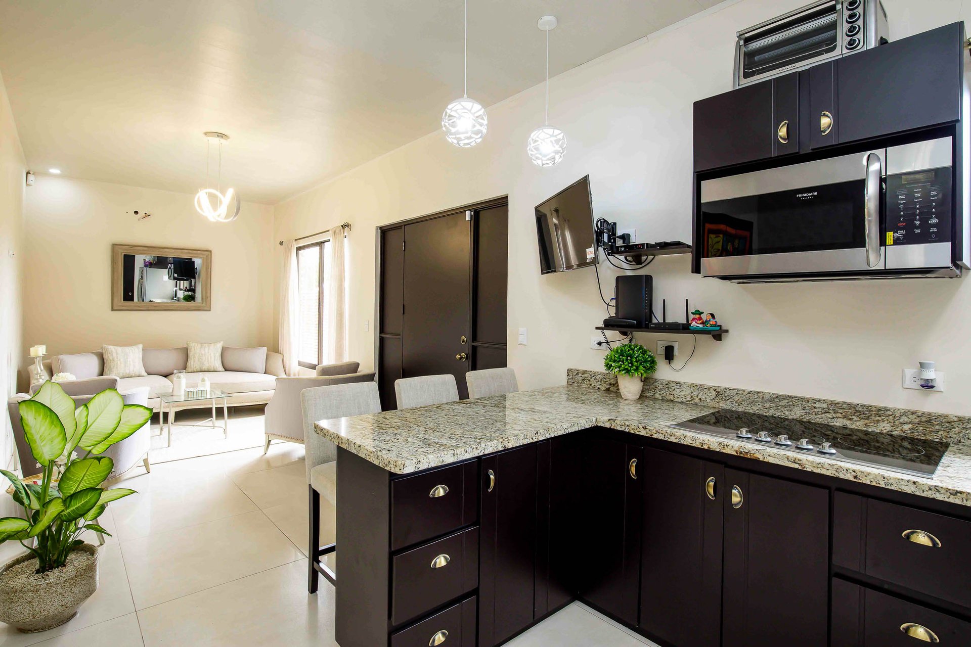 Beautiful Modern Home Manuel Antonio