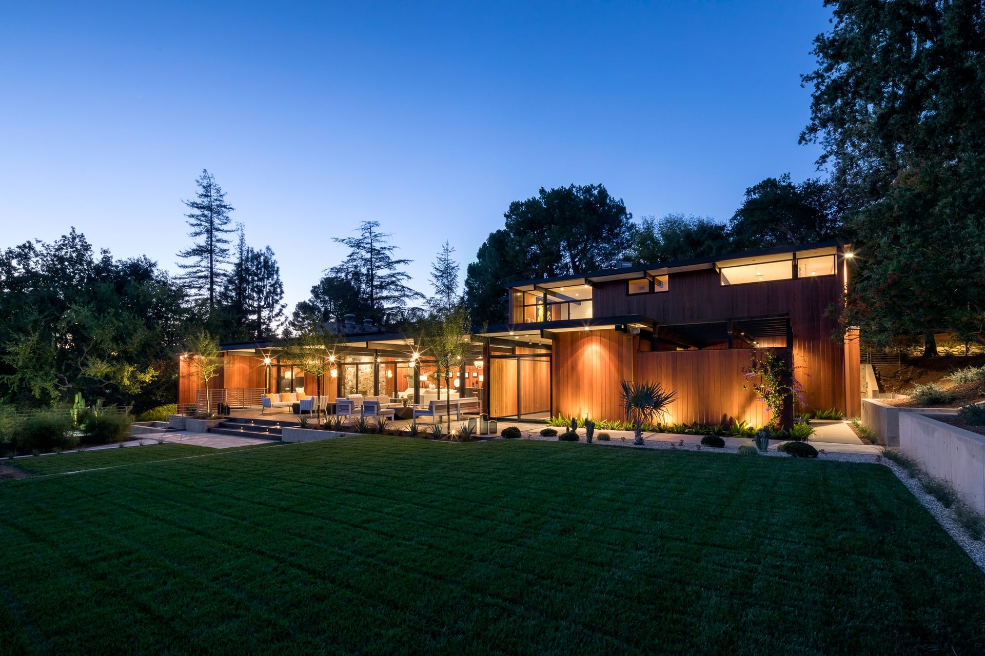 5228 Escalante Dr