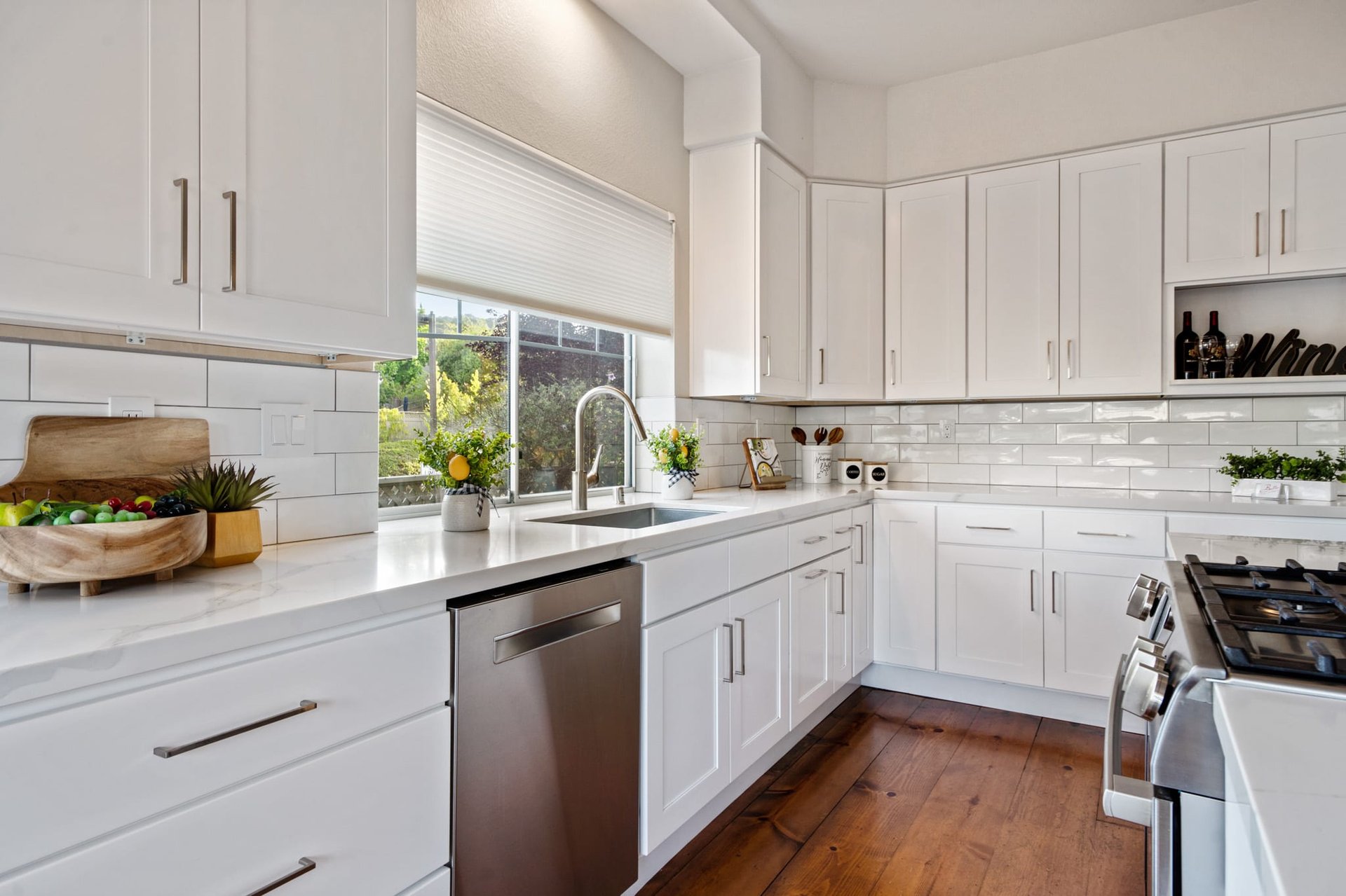 182 Windsor Dr