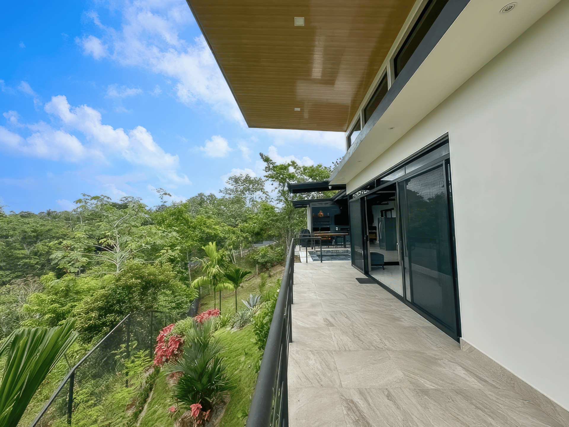 Casa Palma, Brand New Luxury 3 bedroom, 4 bathroom home with Amazing Sunset View in Quepos