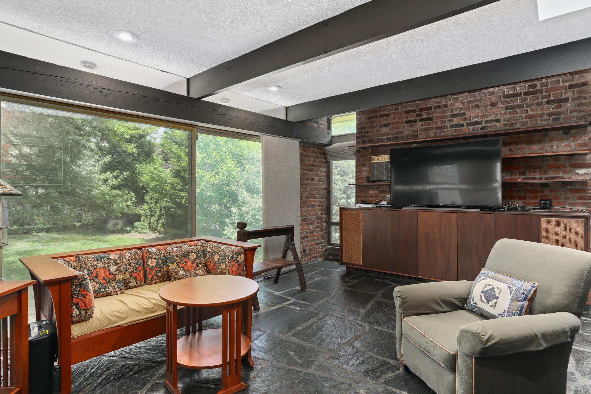 3386 Sherbourne Road