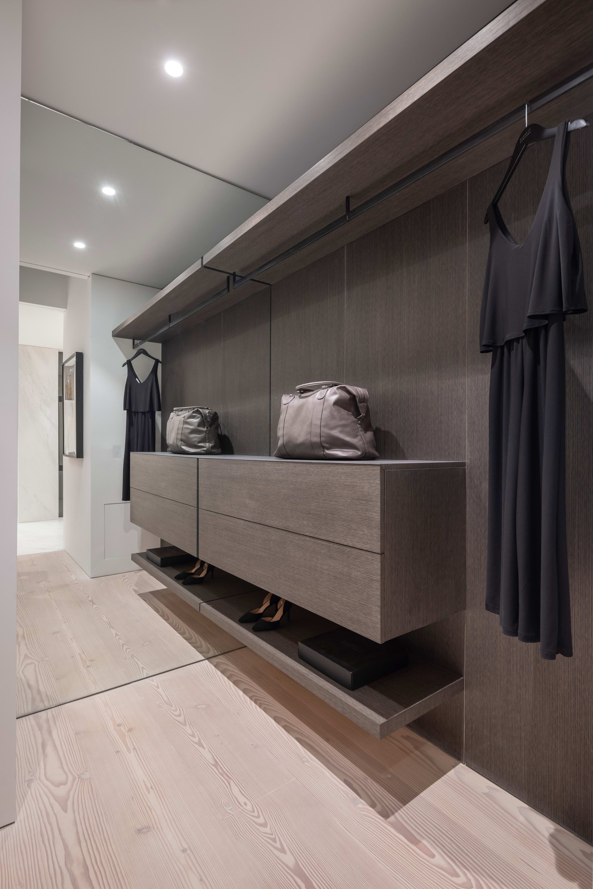 Warm Minimalism Meets Timeless Modern Design