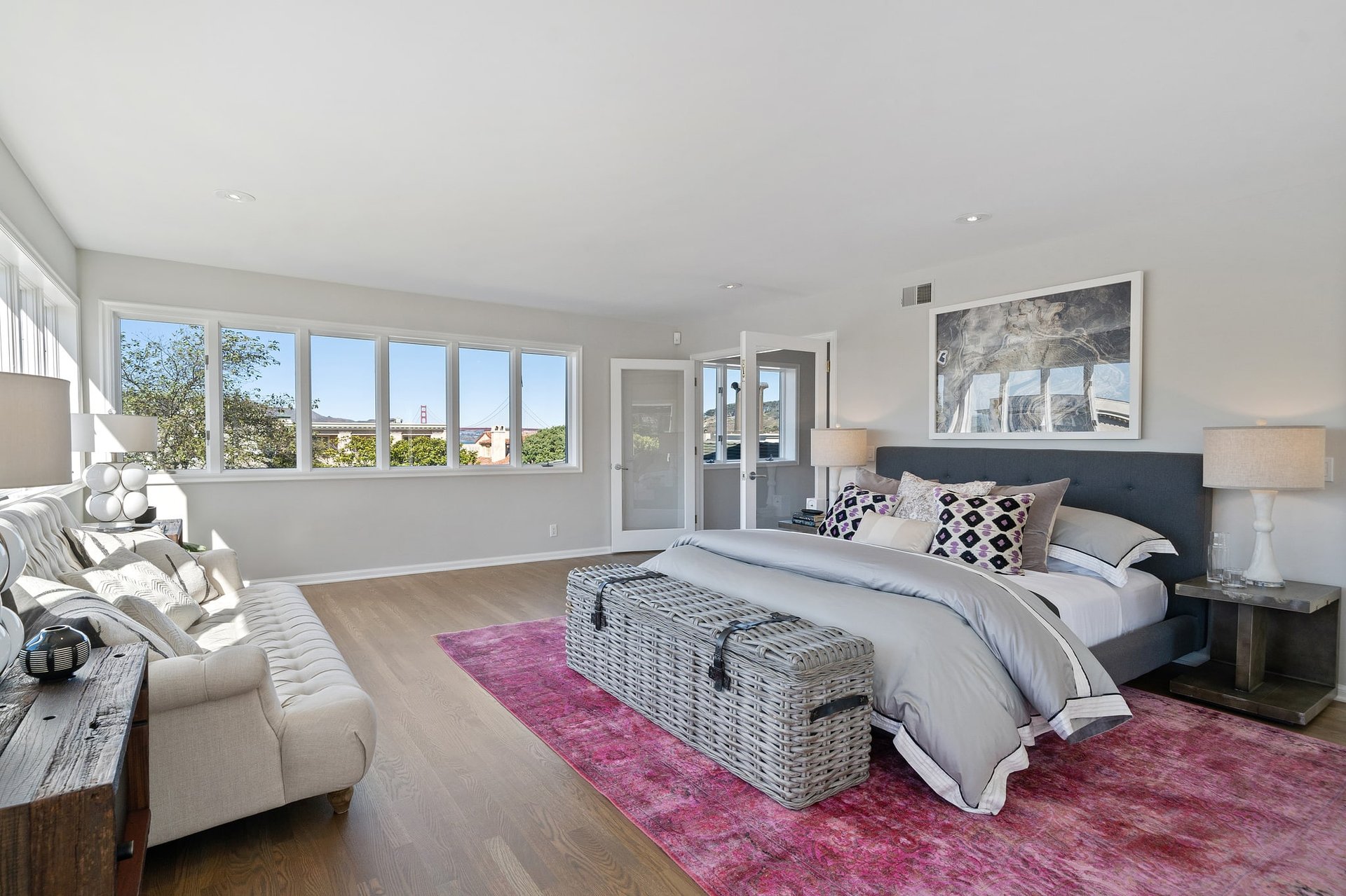 285 Sea Cliff Ave