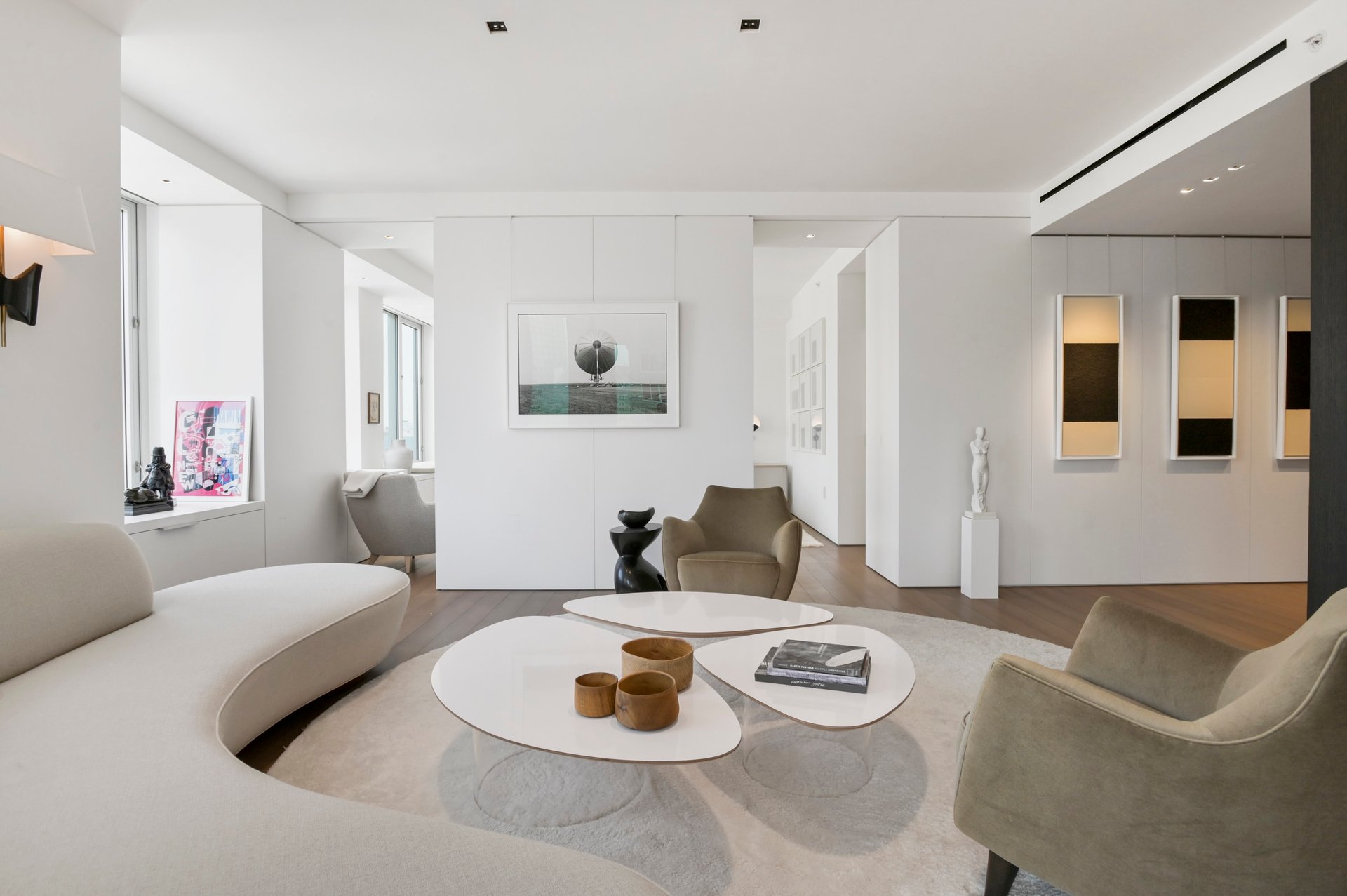 Extraordinary Mid-Century Modernism