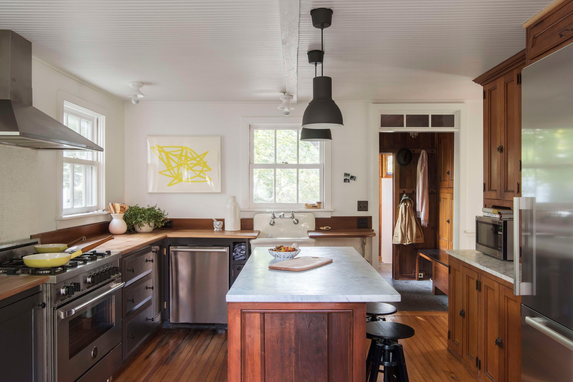 THE BELLPORT HOUSE