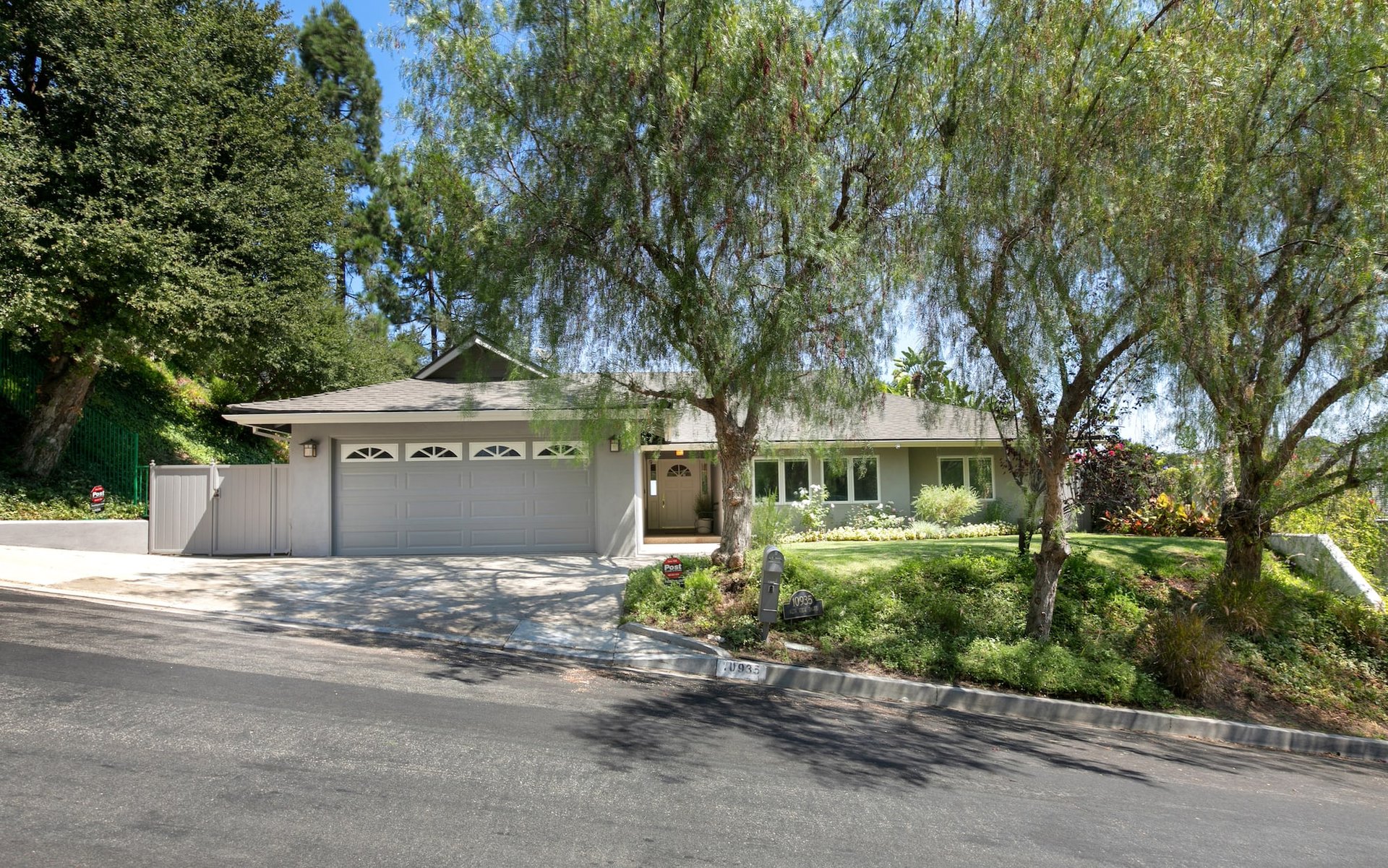 Wrightwood Estates Pool Home with Incredible Views!