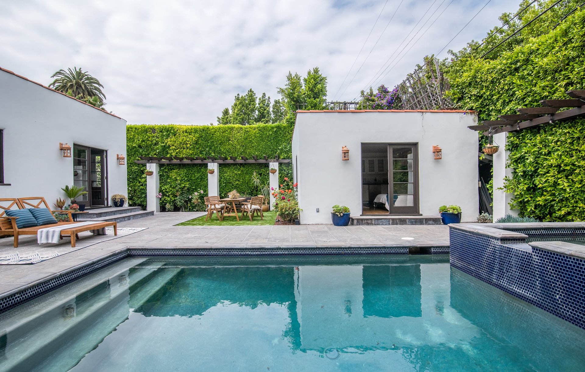 418 N. Crescent Heights Blvd