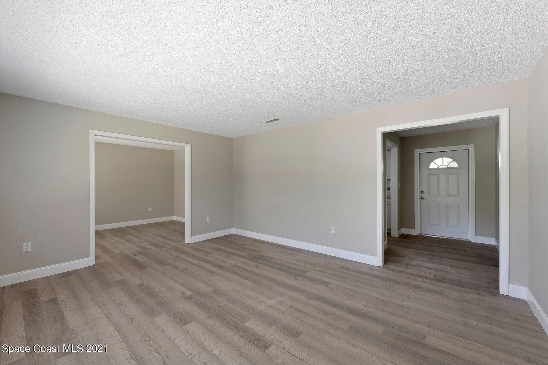 1442 Grandview Blvd