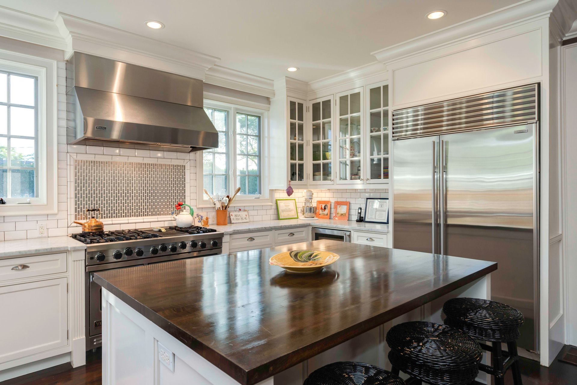 Furnished Designer Luxury Cottage in a Historic Waterfront Neighborhood