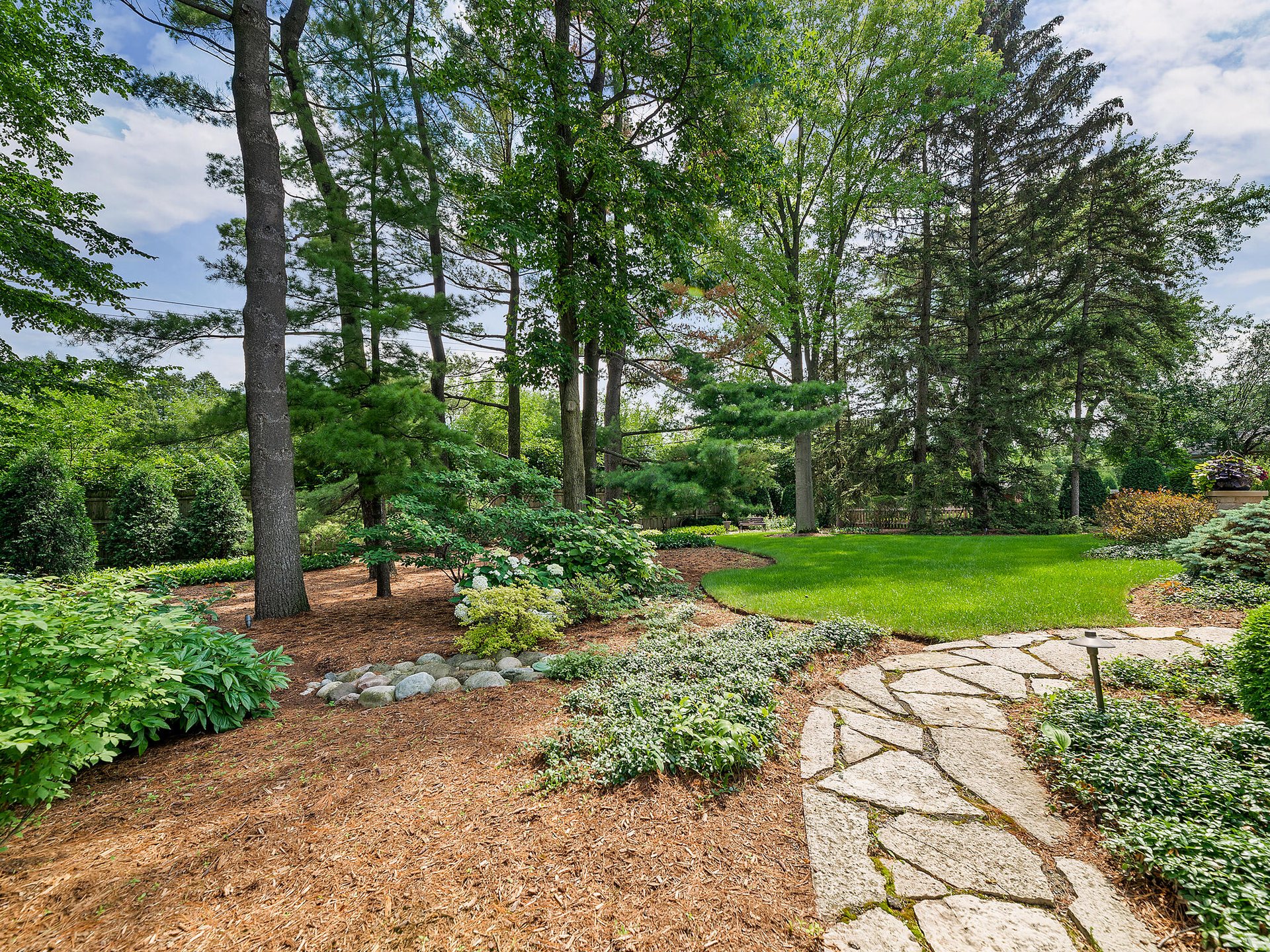 554 Pamela Cir