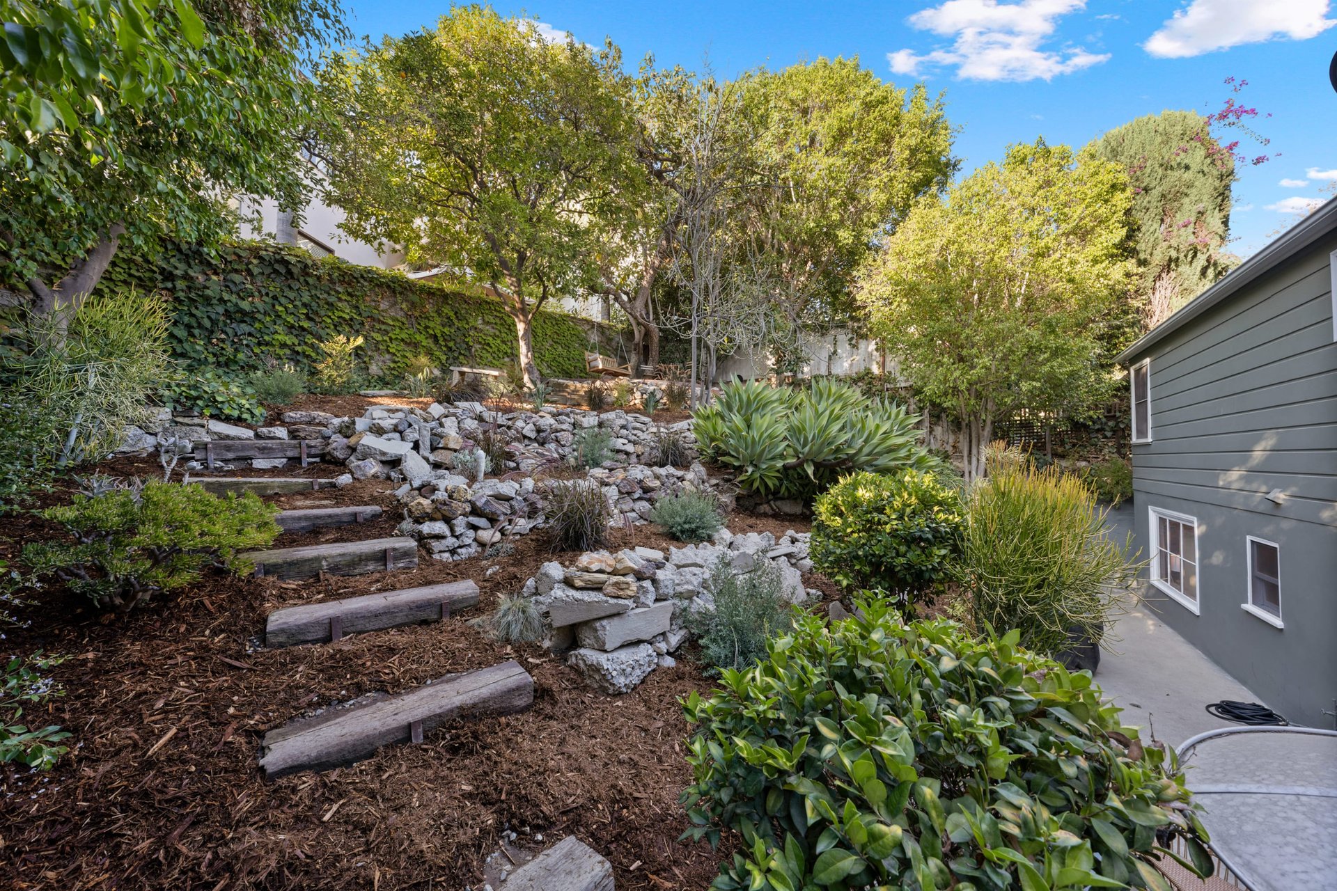 4221 Newdale Dr, Los Feliz