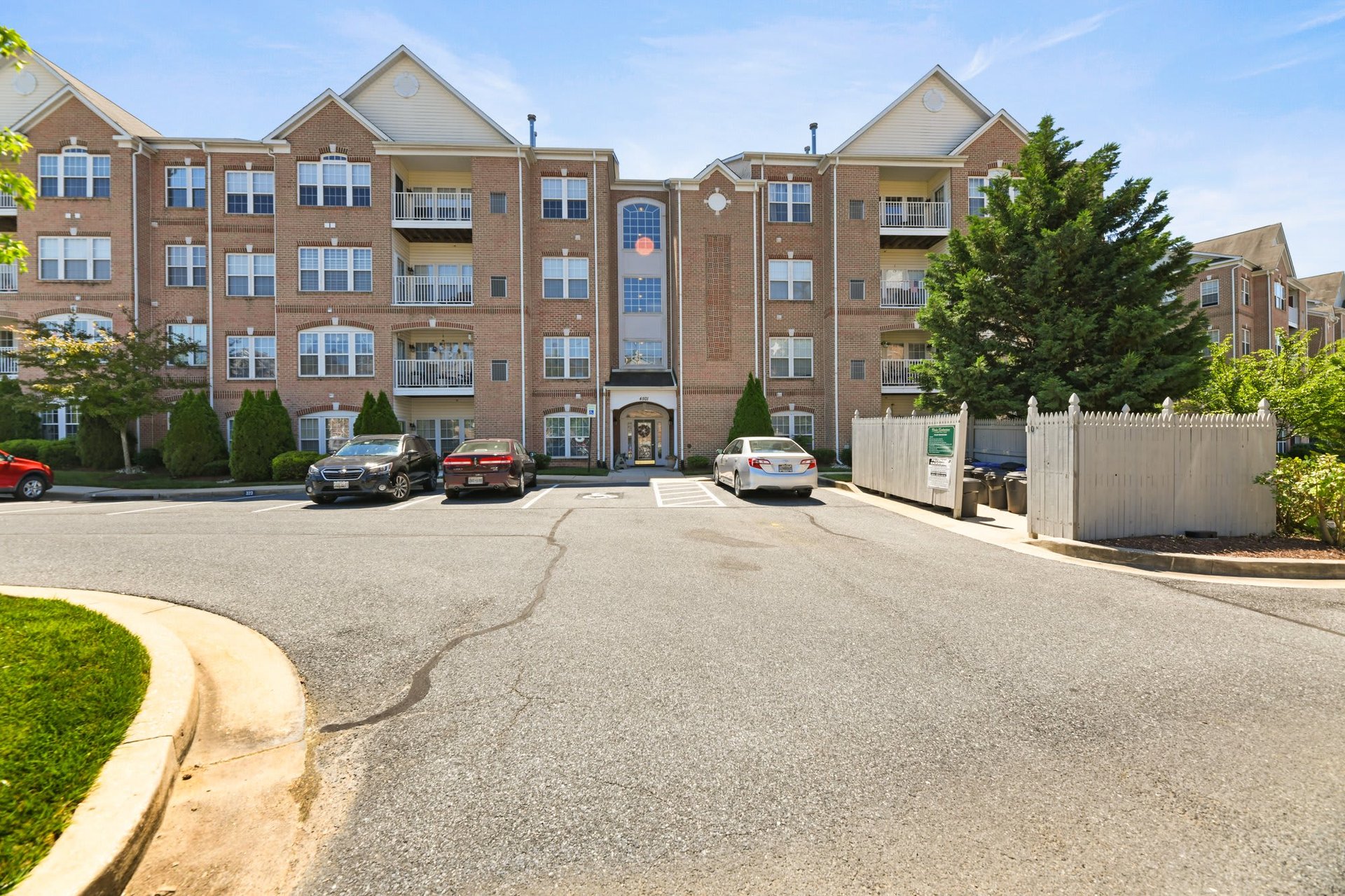 4501-P Dunton Terrace