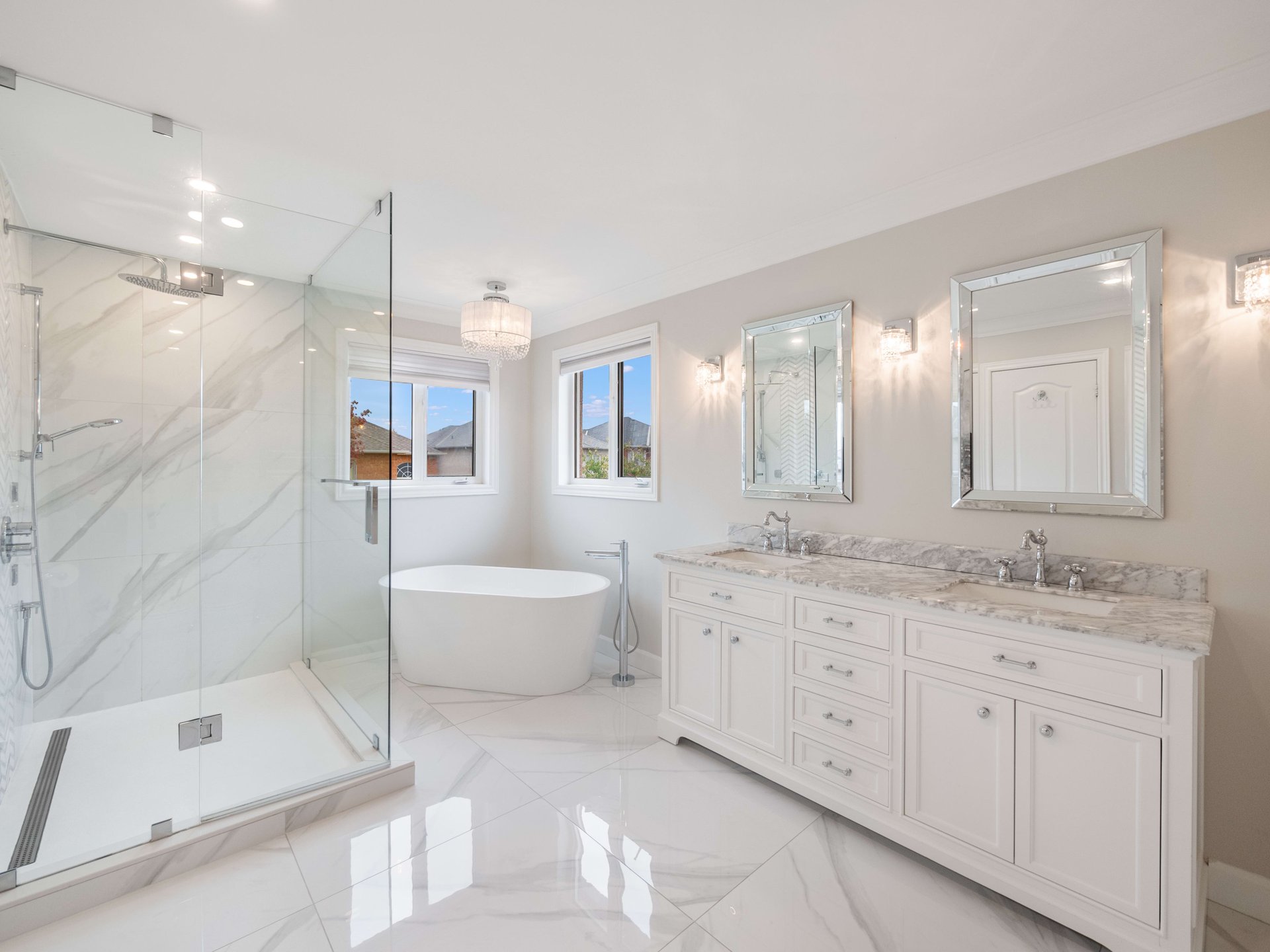 18 Forest Fountain Dr