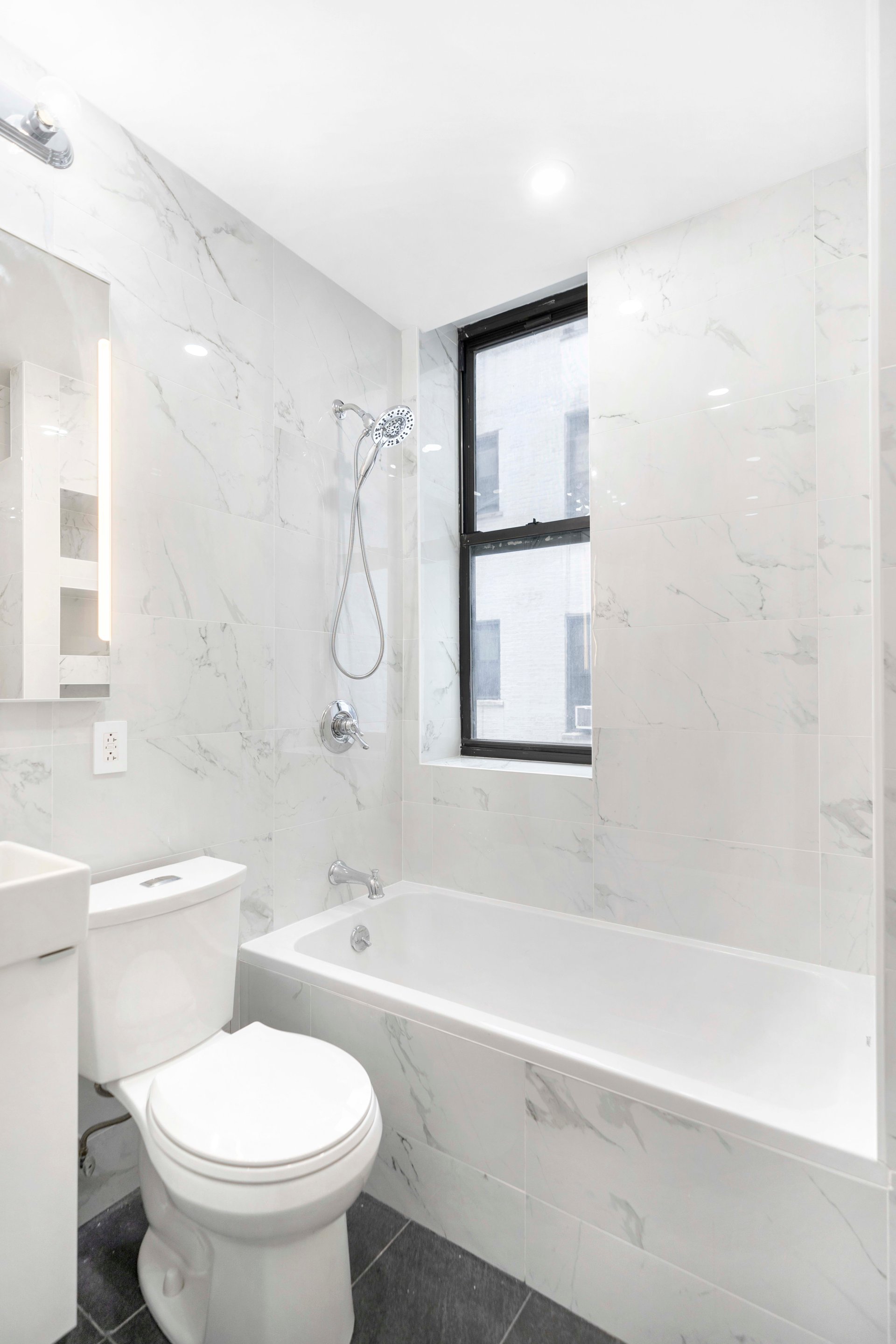 41 Clarkson Avenue, 5F
