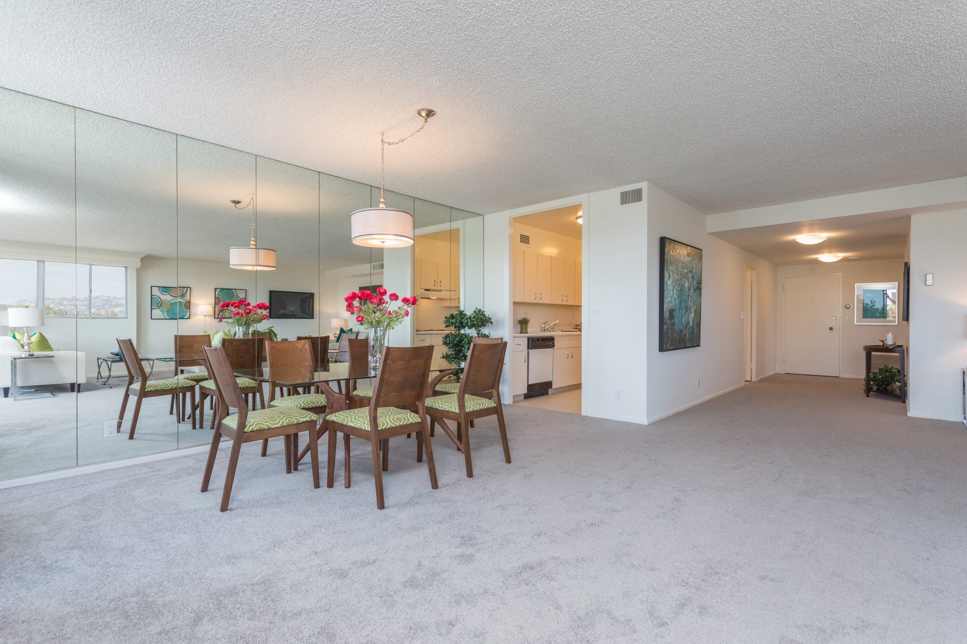 The Comstock #5B, Wilshire Corridor