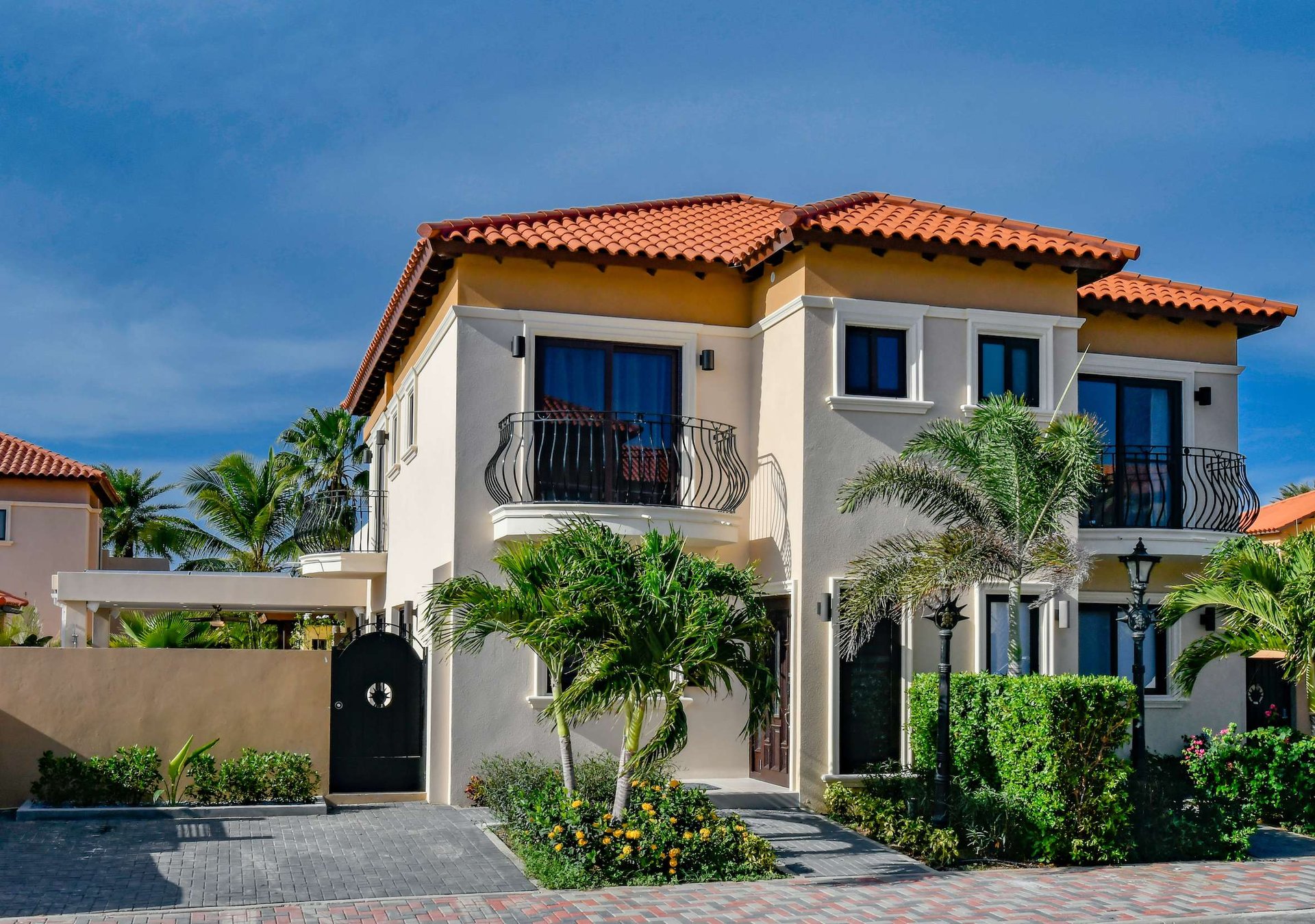 Duplex in Gold coast Unit 169 A