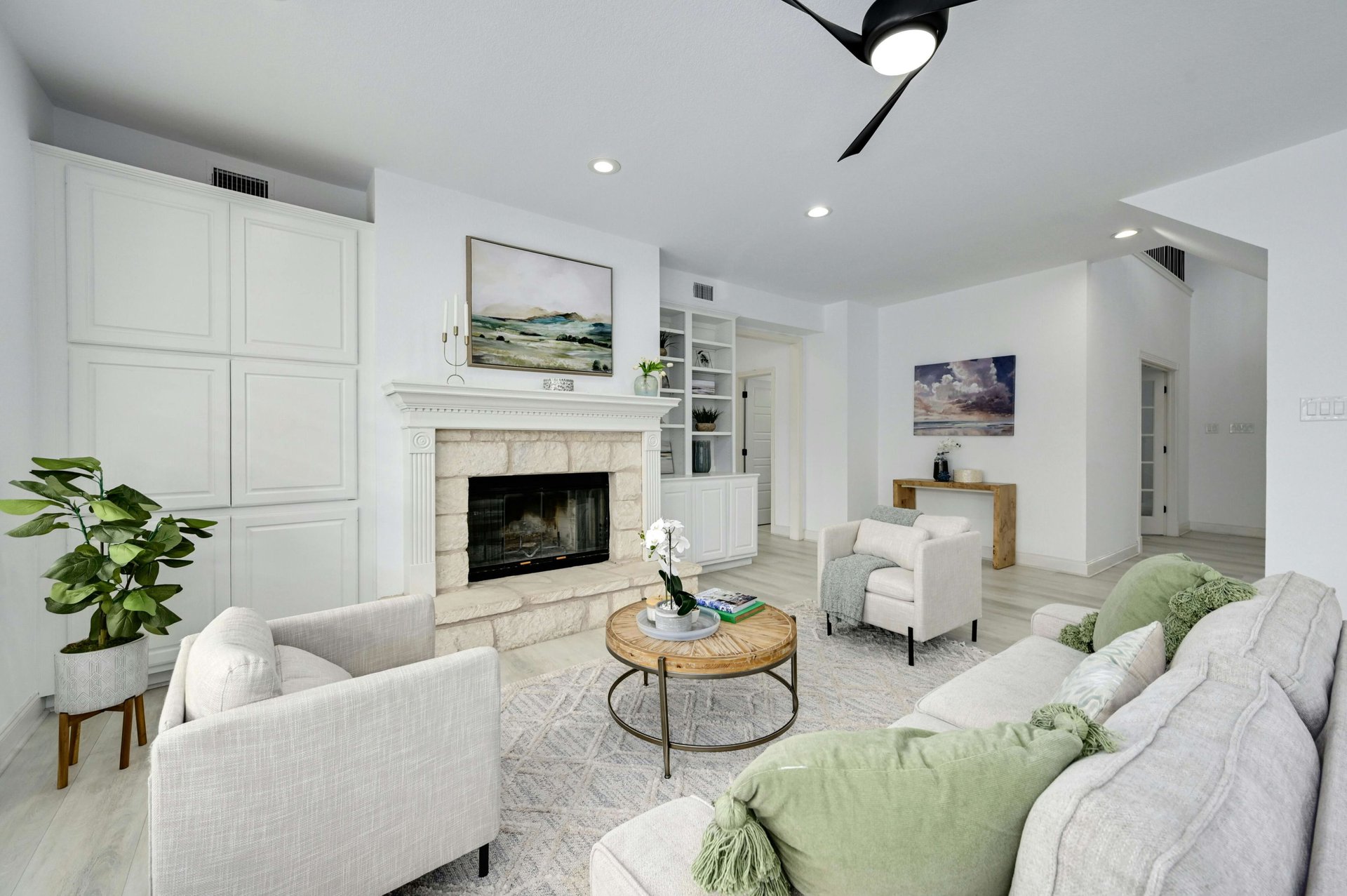 12305 Carlsbad Drive