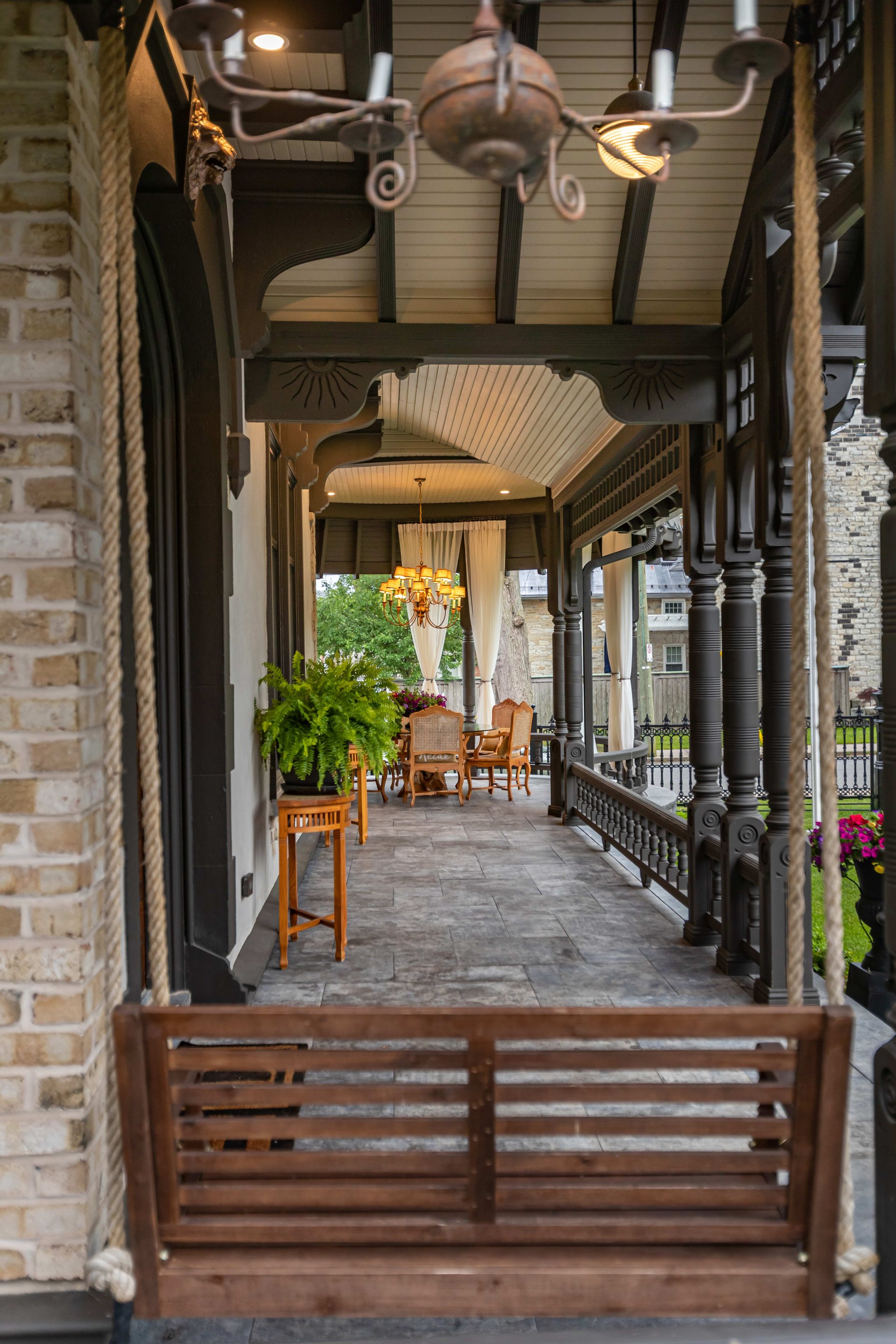 World Class Luxury in the Heart of 1000 Islands