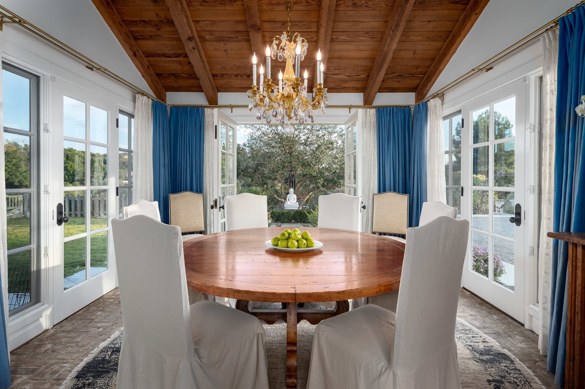 SERENE FARMHOUSE SANCTUARY