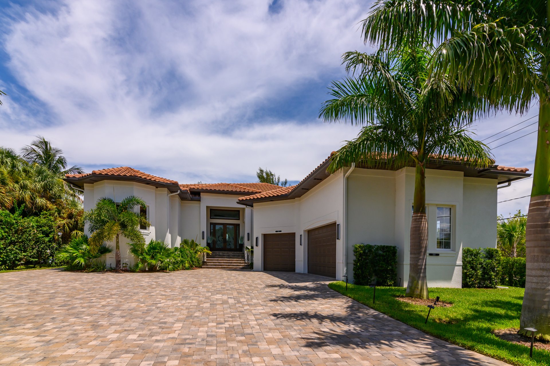 500 Ketch Lane, Country Club Shores, Longboat Key