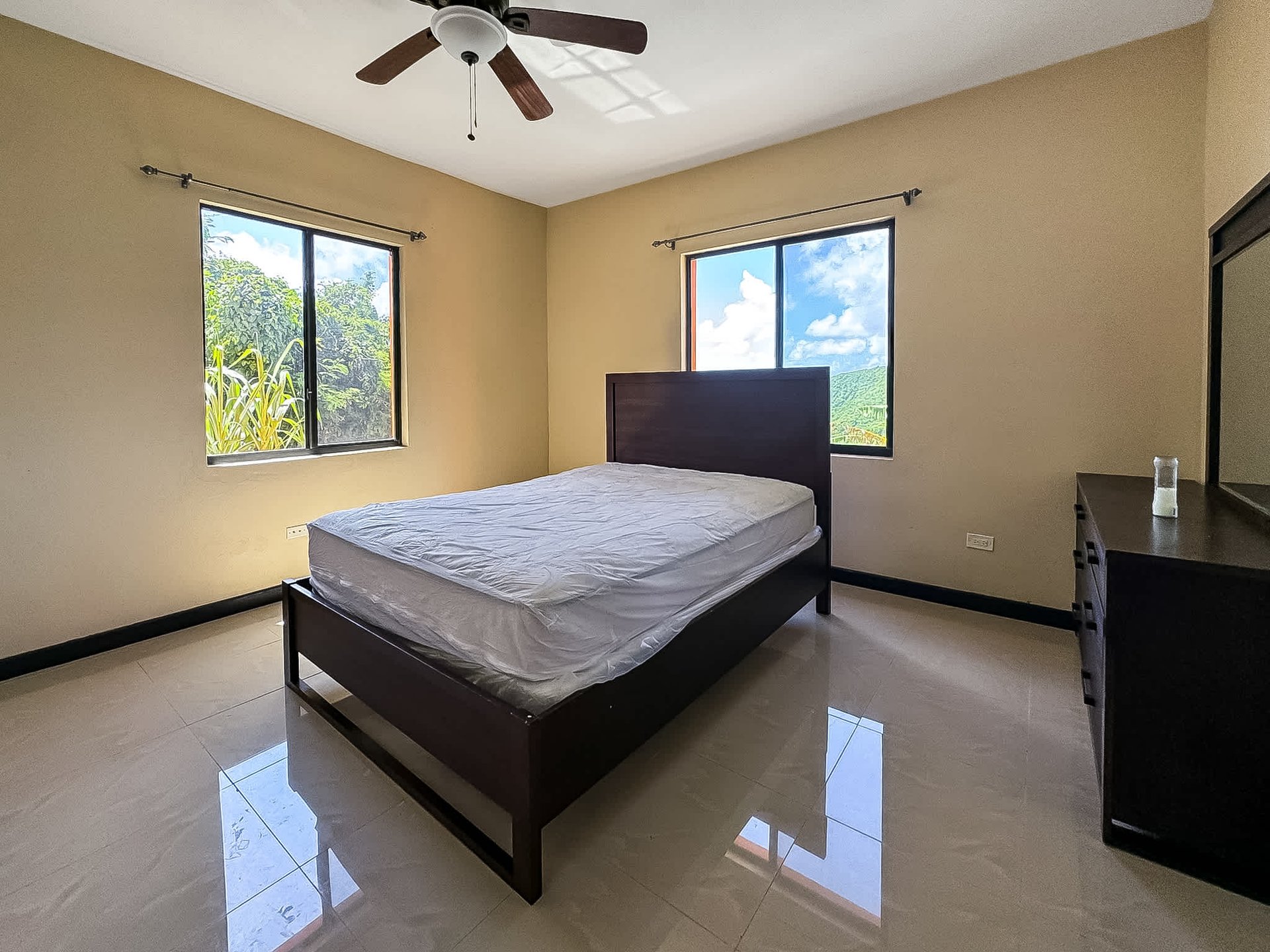 789 Threadfall 2 Bedroom Apartment
