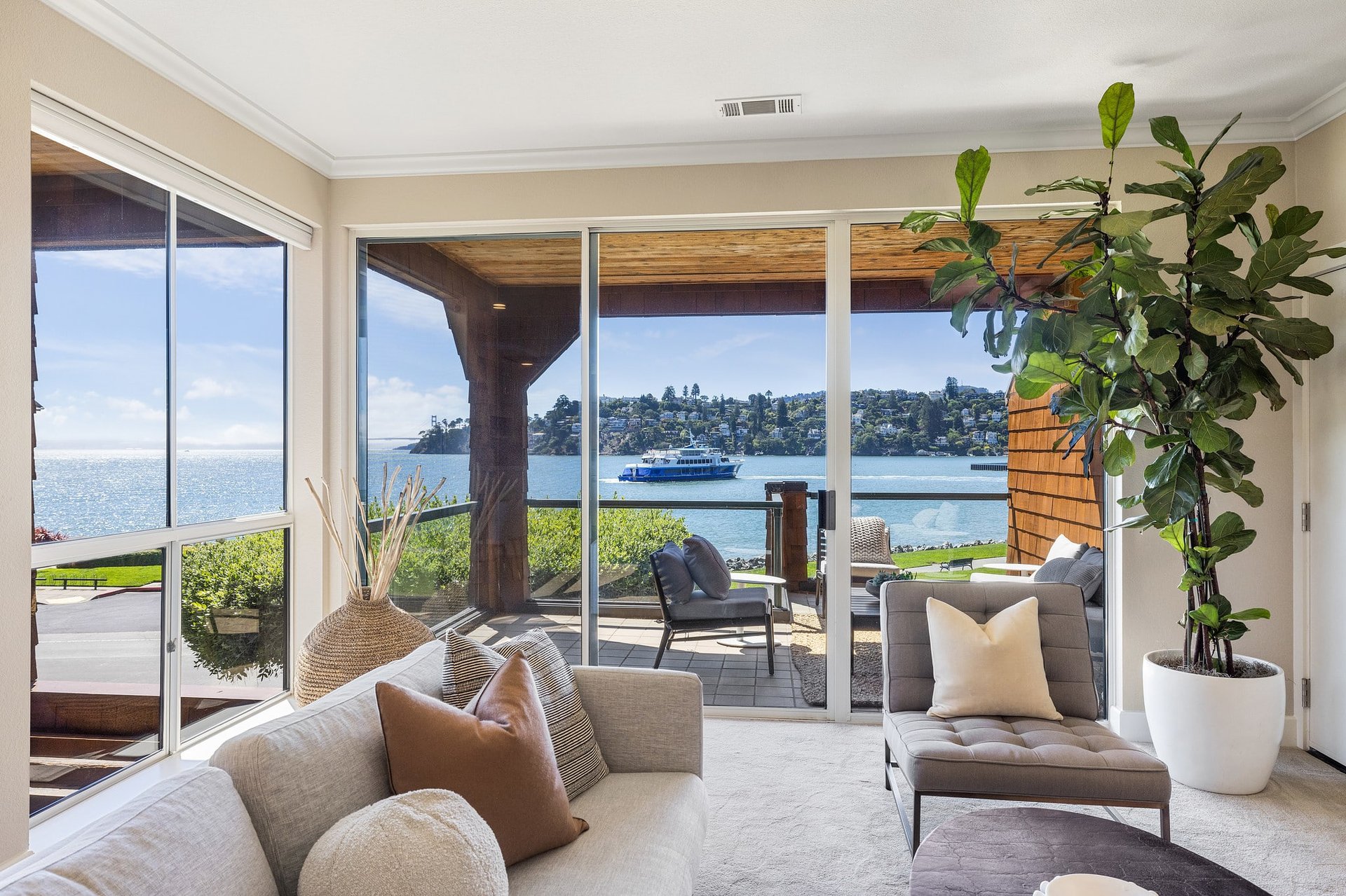 312 Paradise Dr - Off Market