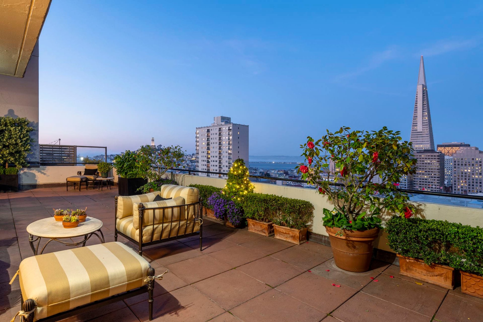Indoor/Outdoor Living with a View