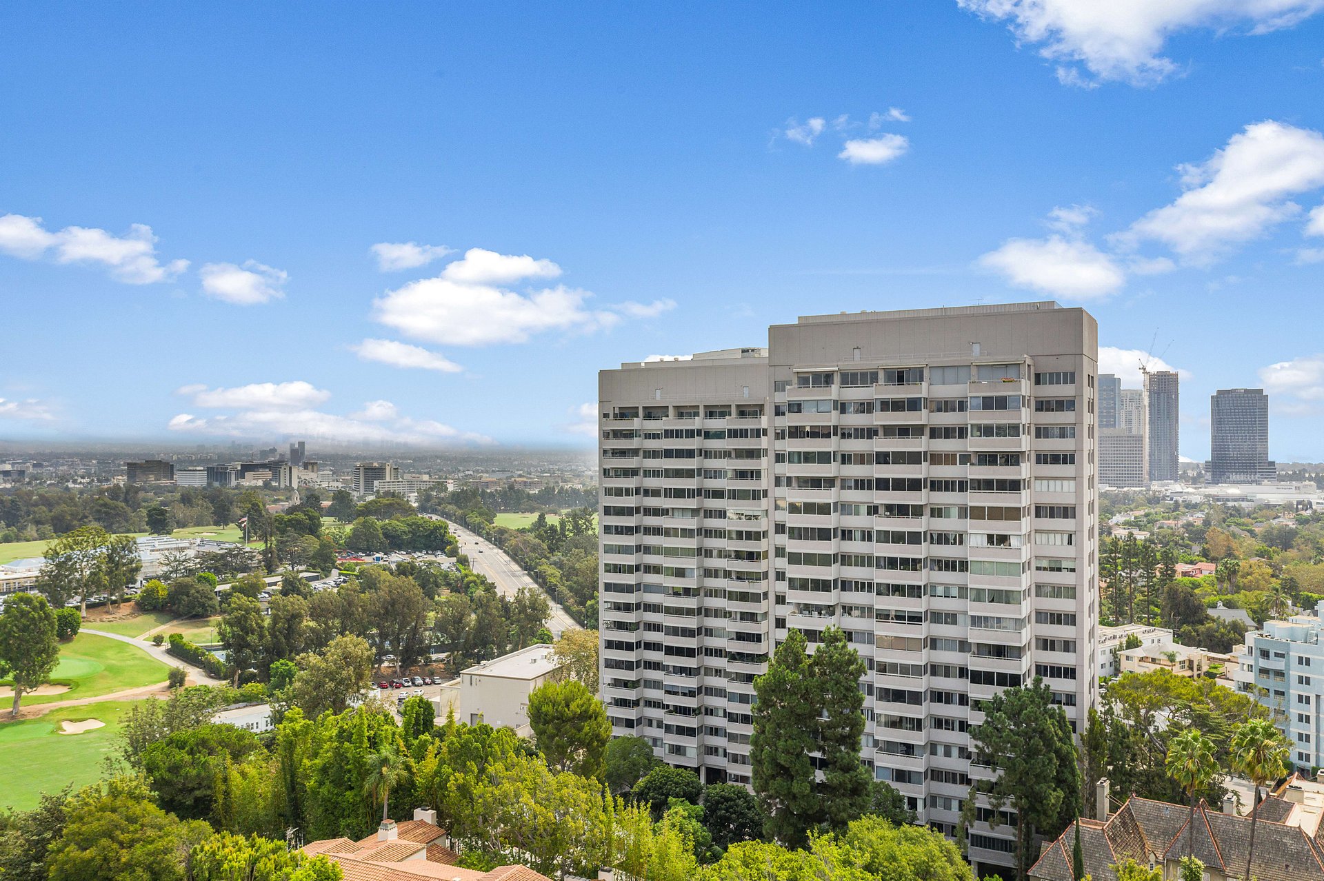 The Comstock #1B, Wilshire Corridor