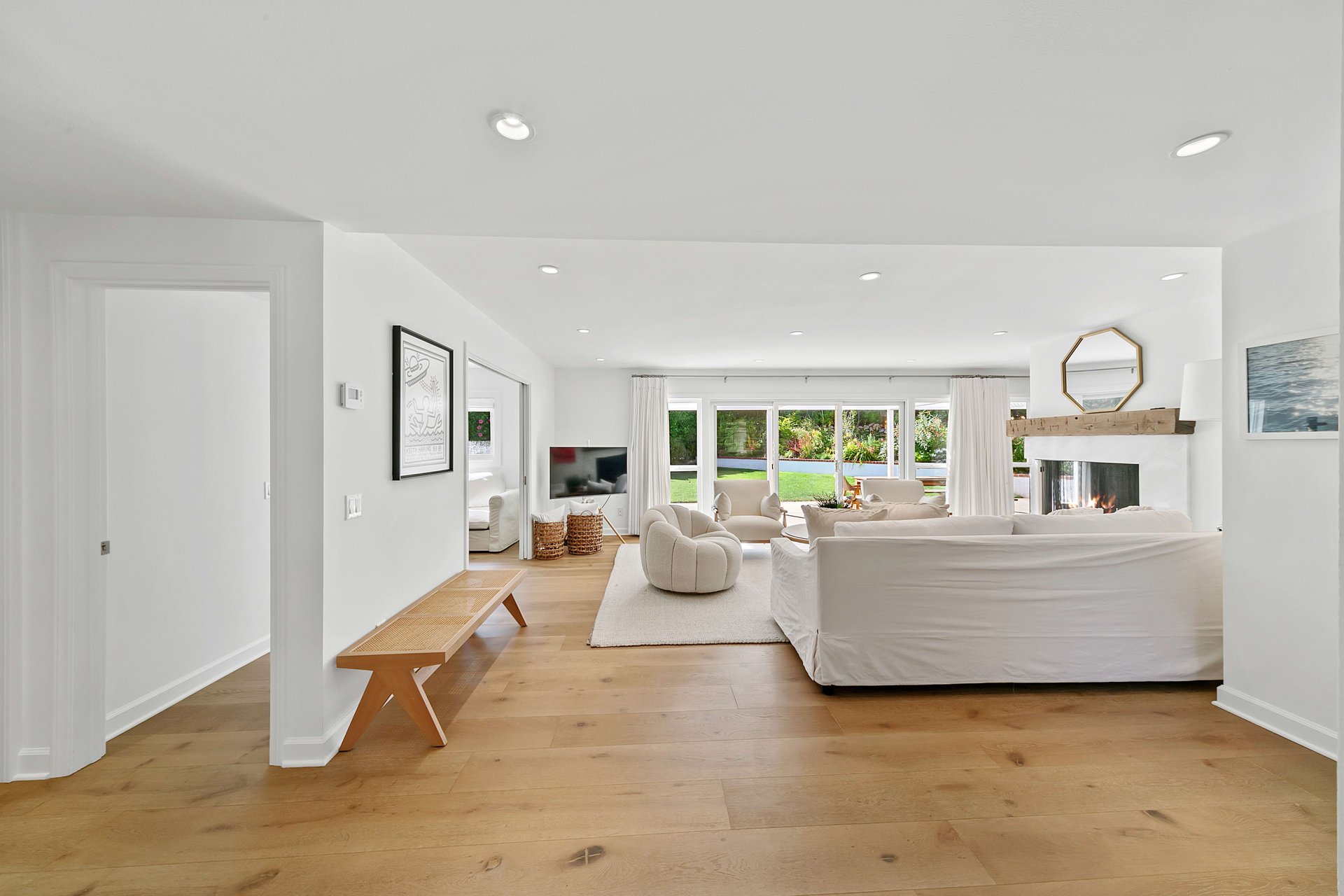 Beautiful Malibu West Home