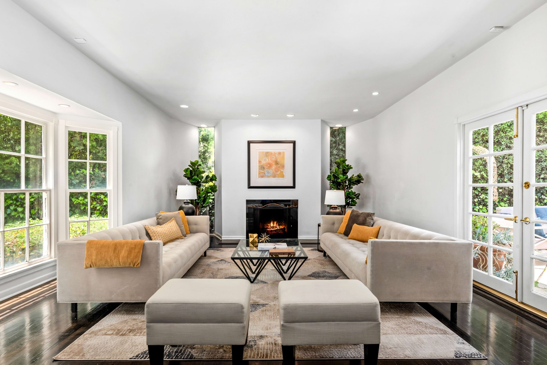 616 Holmby, Little Holmby