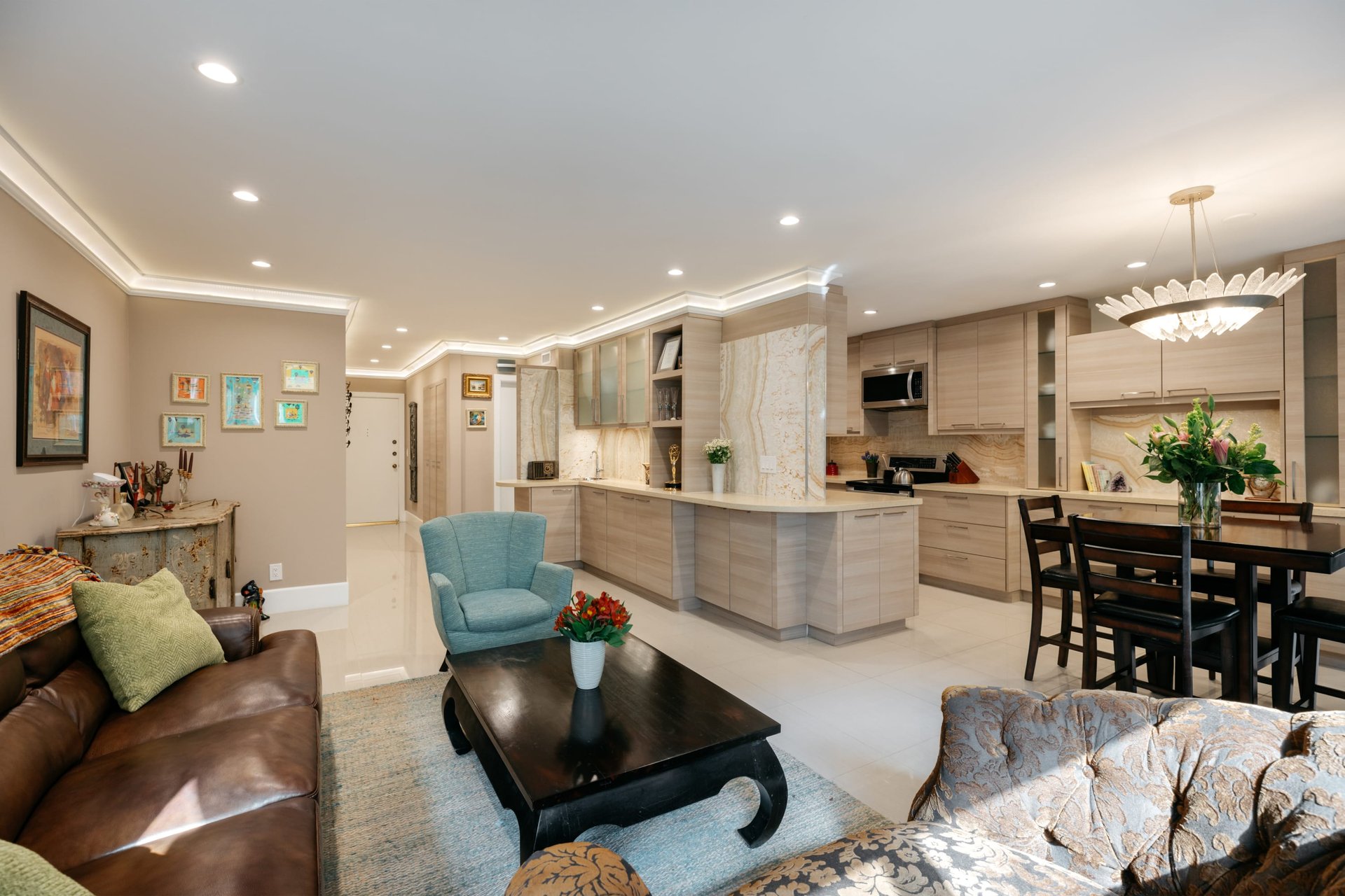 Rare Corner Unit at The Wilshire Barrington