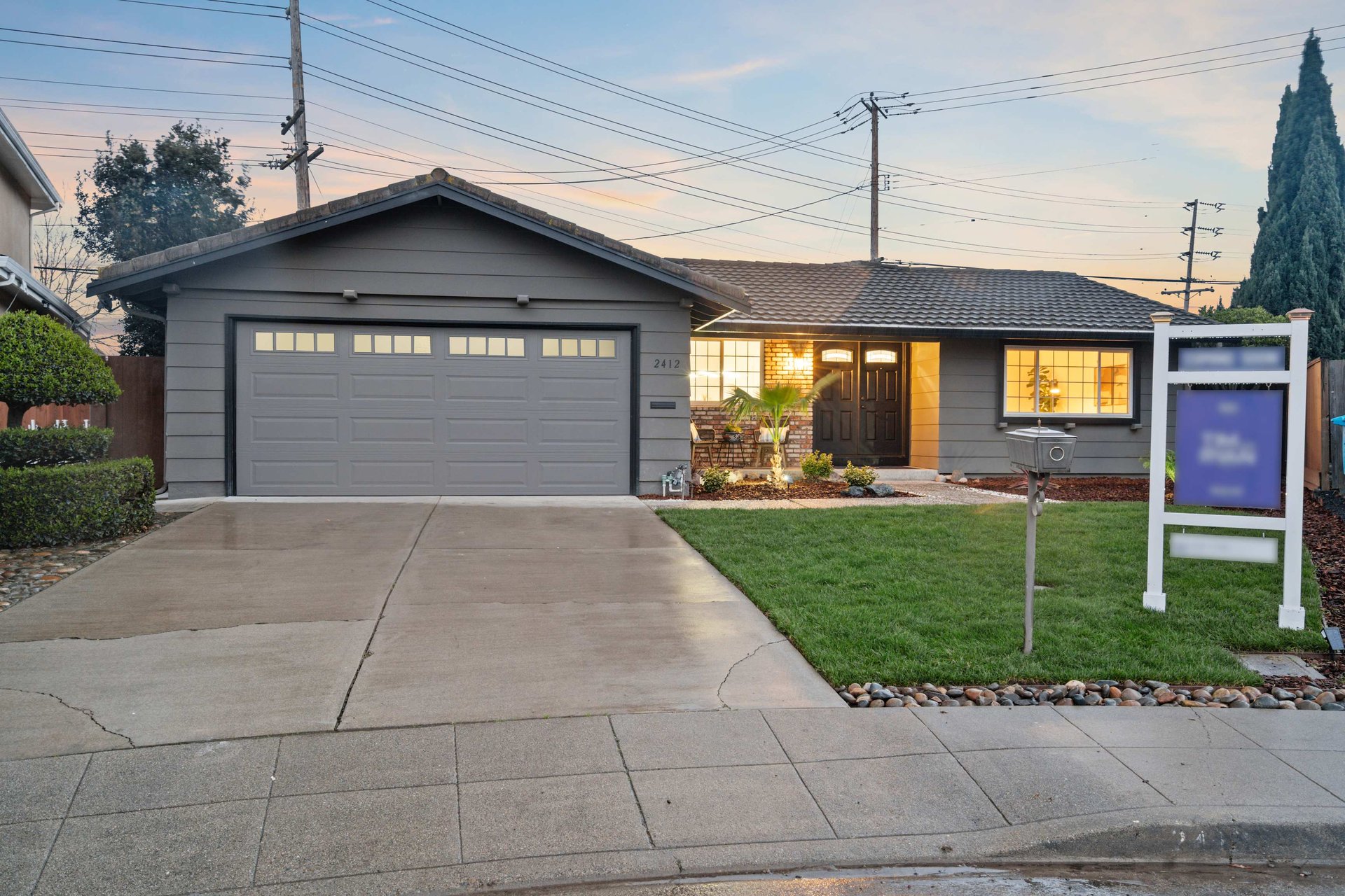2412 Marmon CT