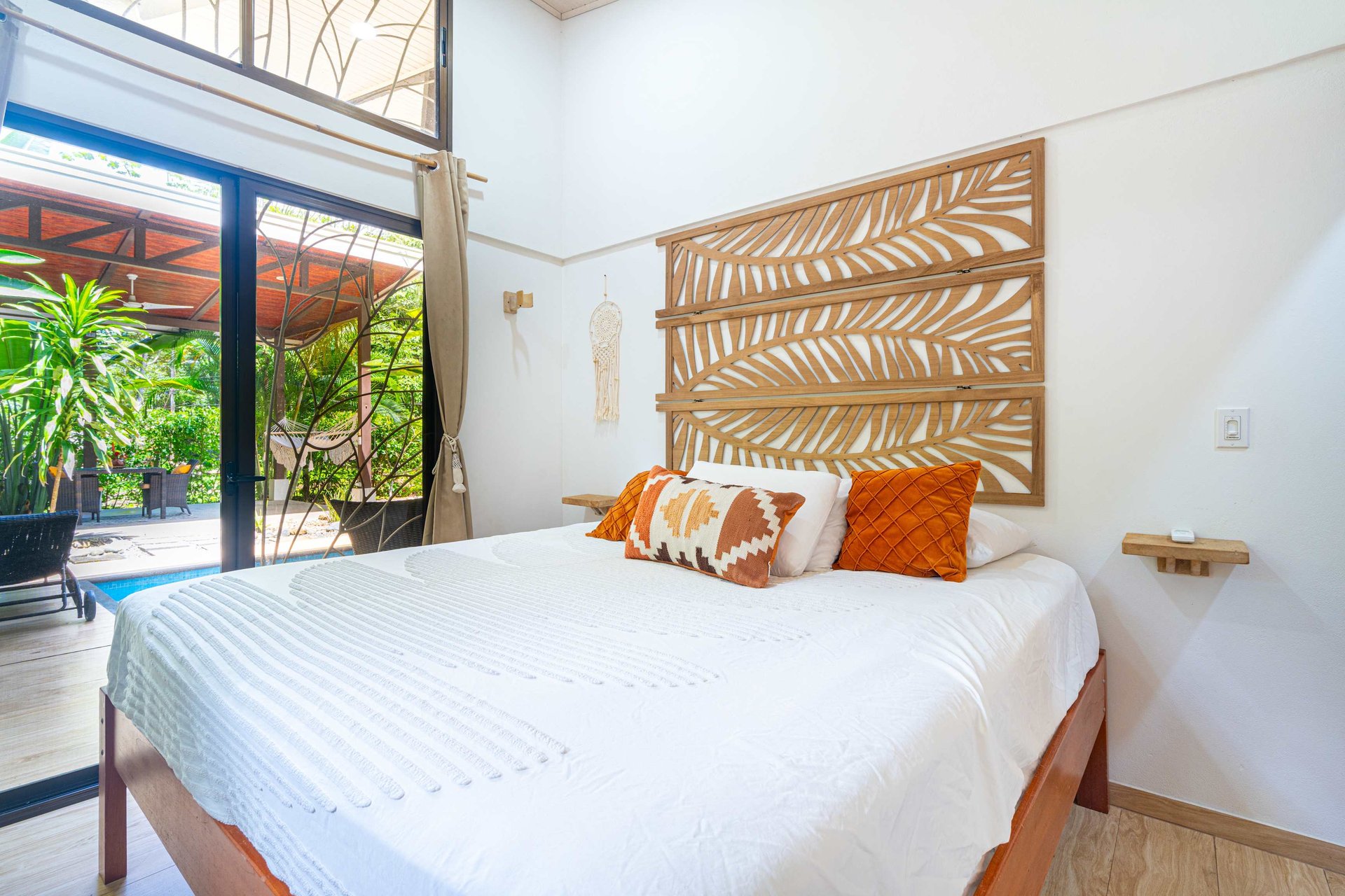 Tropical Tiny House + Pool + Proven Rental