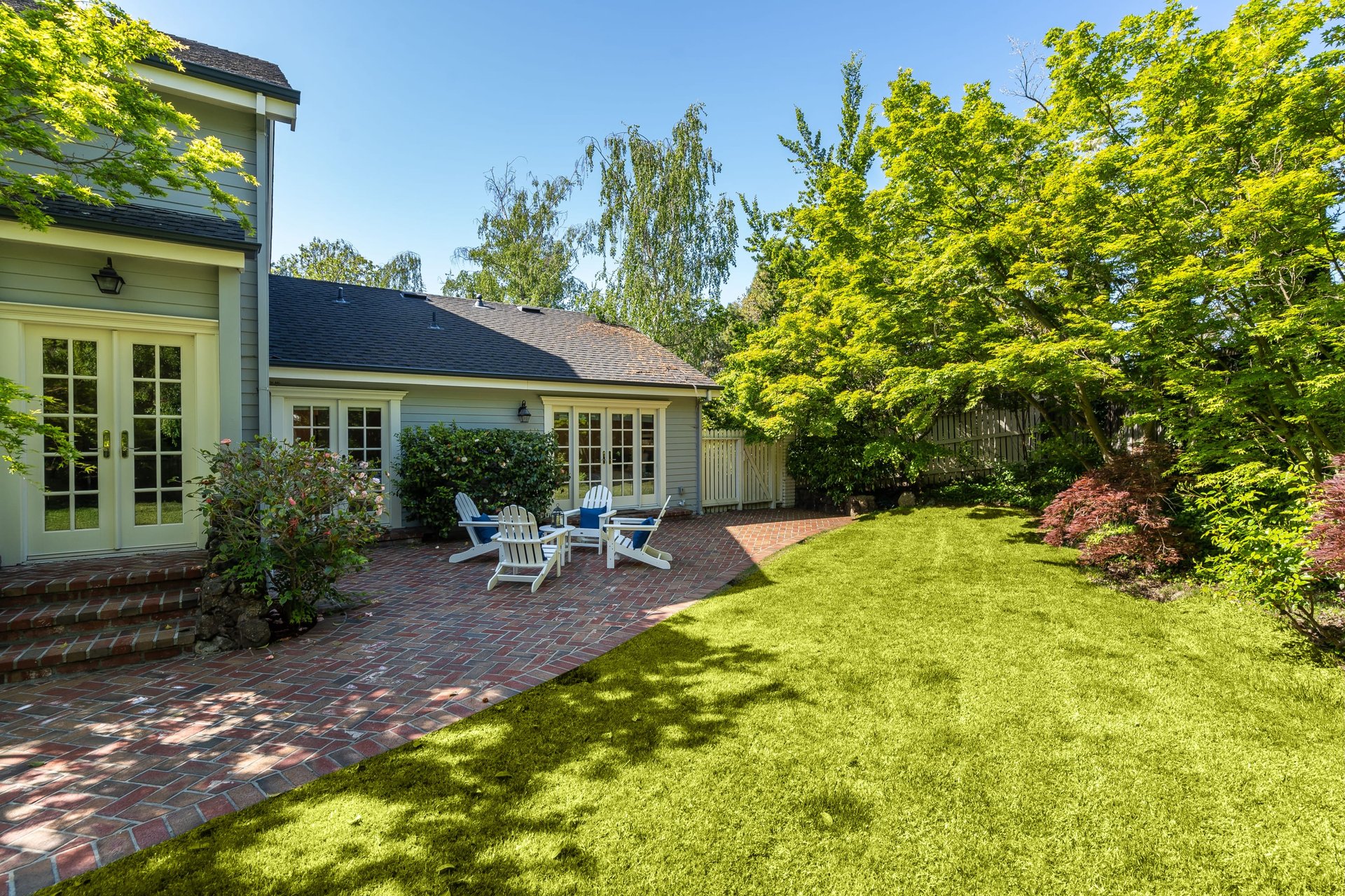 280 Ridgeway Road