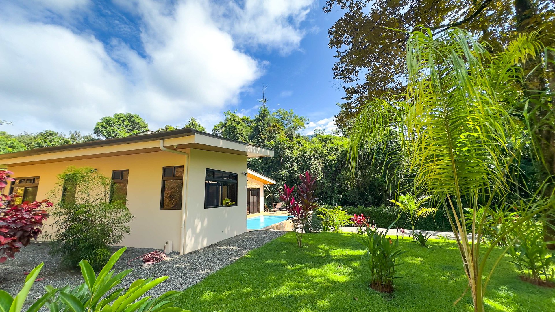Casa La Paz: A Private Oasis of Luxury and Adventure in the Heart of Ojochal!