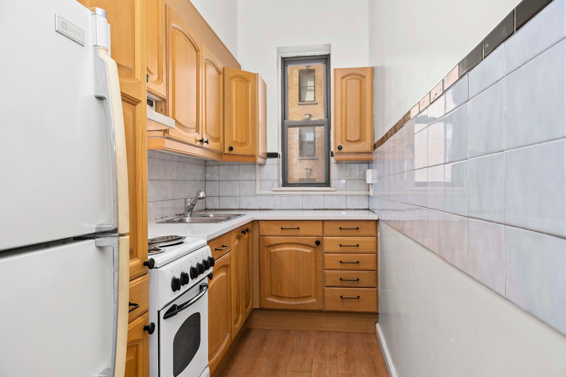 30 EAST 95TH STREET