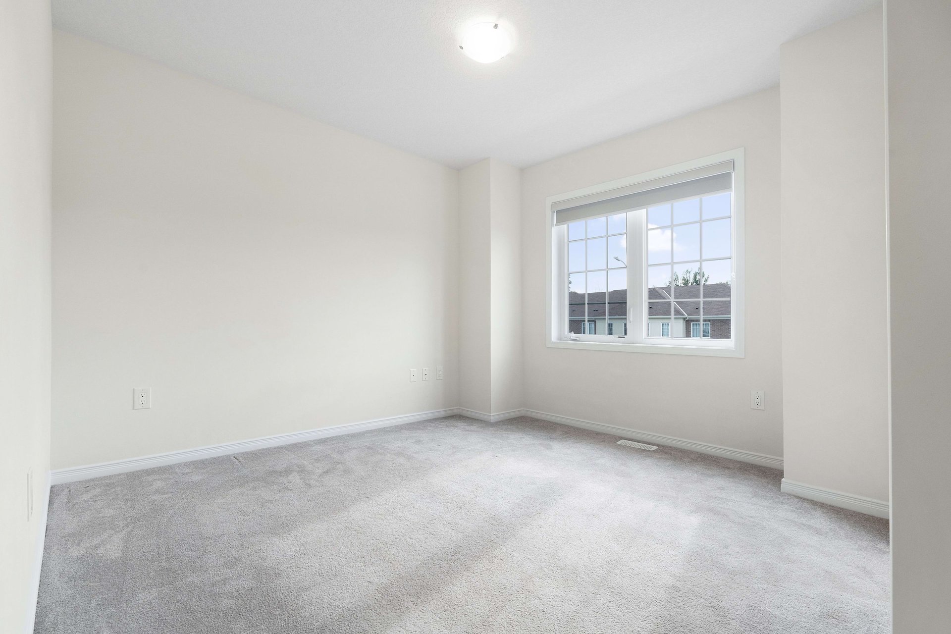 63 Esther Cres