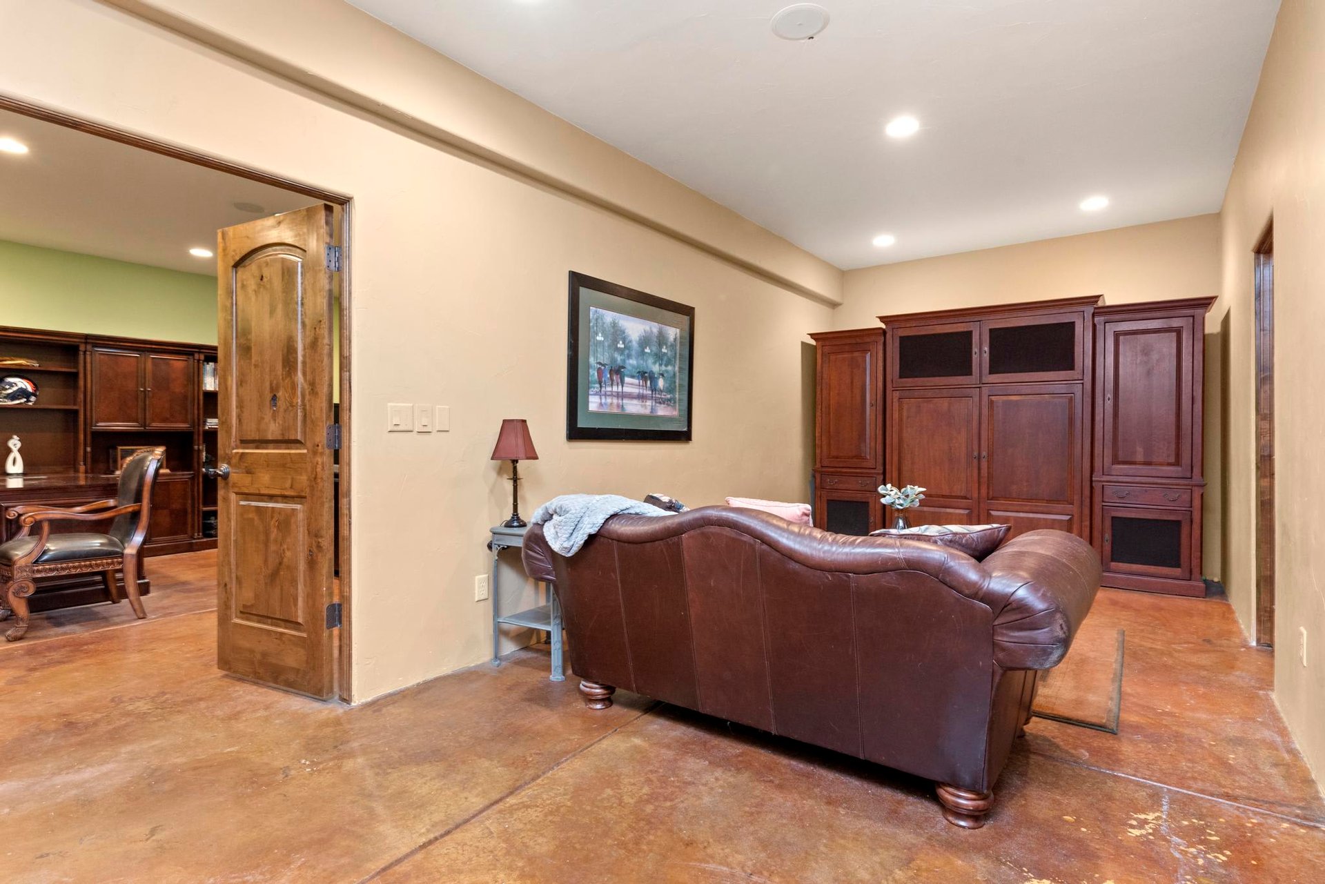 7070 Meadowpine Drive