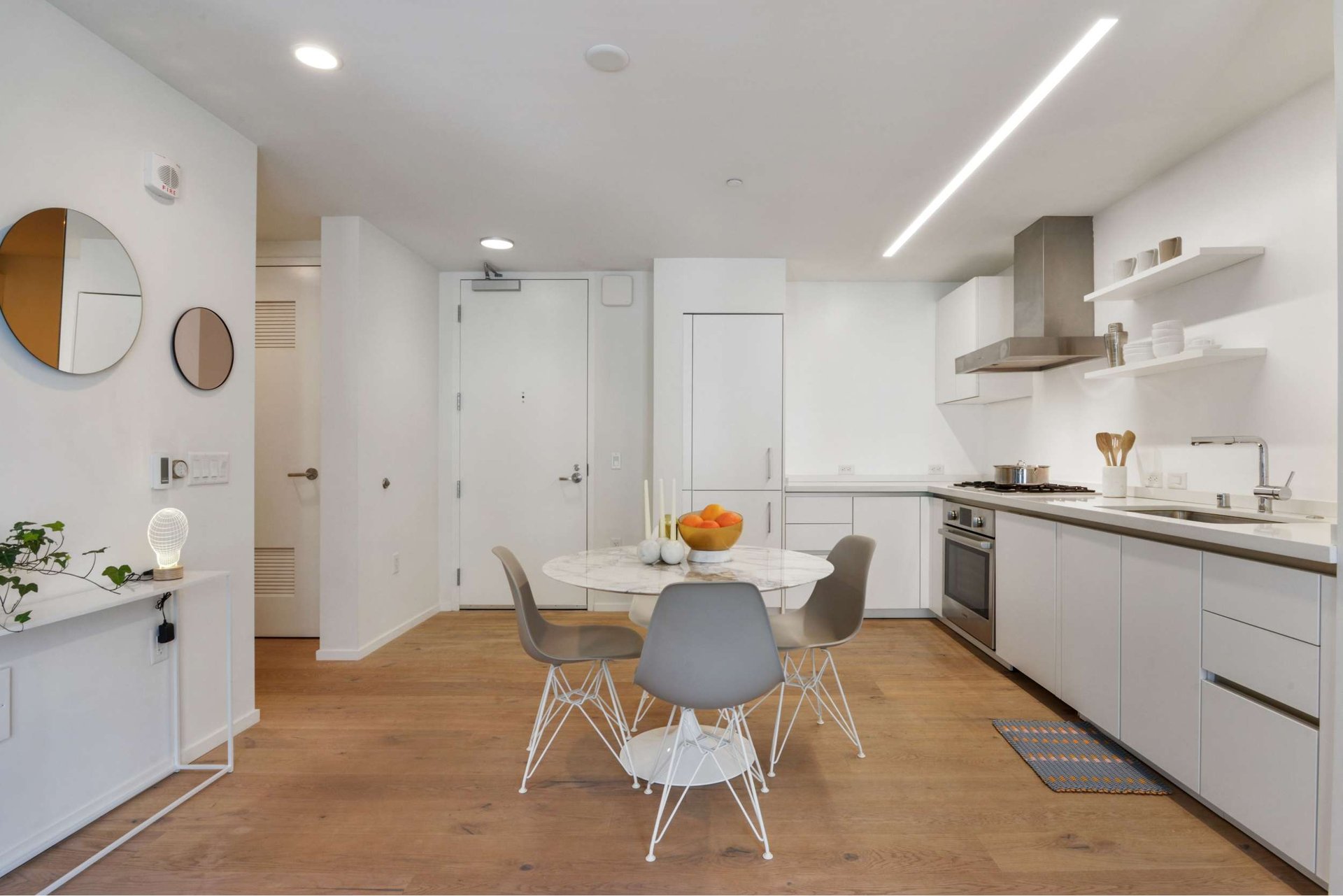 450 Hayes St #2D