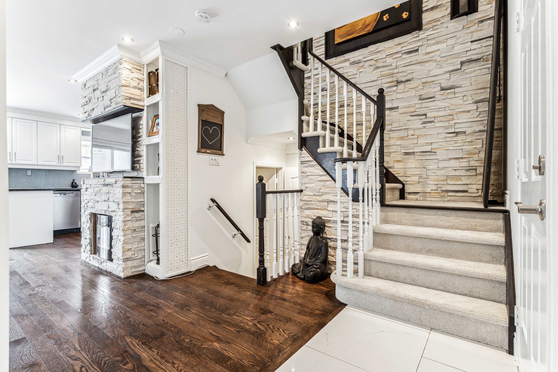 Gorgeous 3 Bedroom Semi- Detached