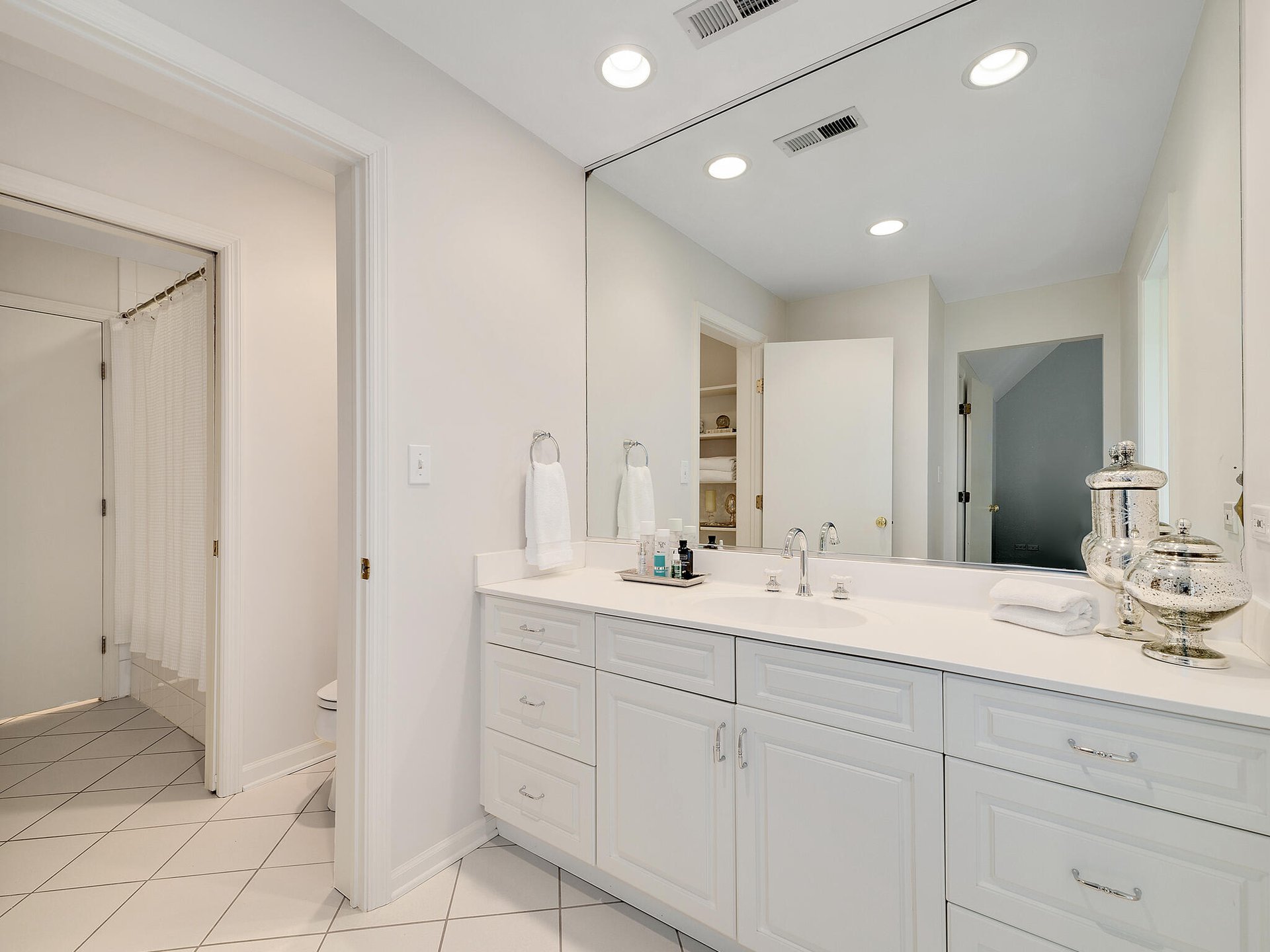 554 Pamela Cir