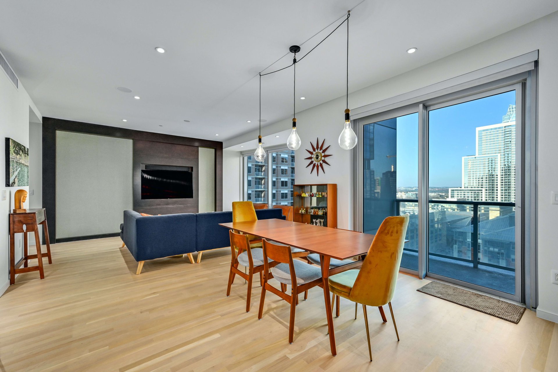 200 Congress Ave Unit: 12AC