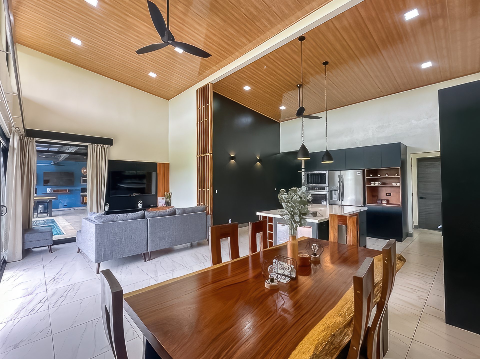 Casa Palma, Brand New Luxury 3 bedroom, 4 bathroom home with Amazing Sunset View in Quepos