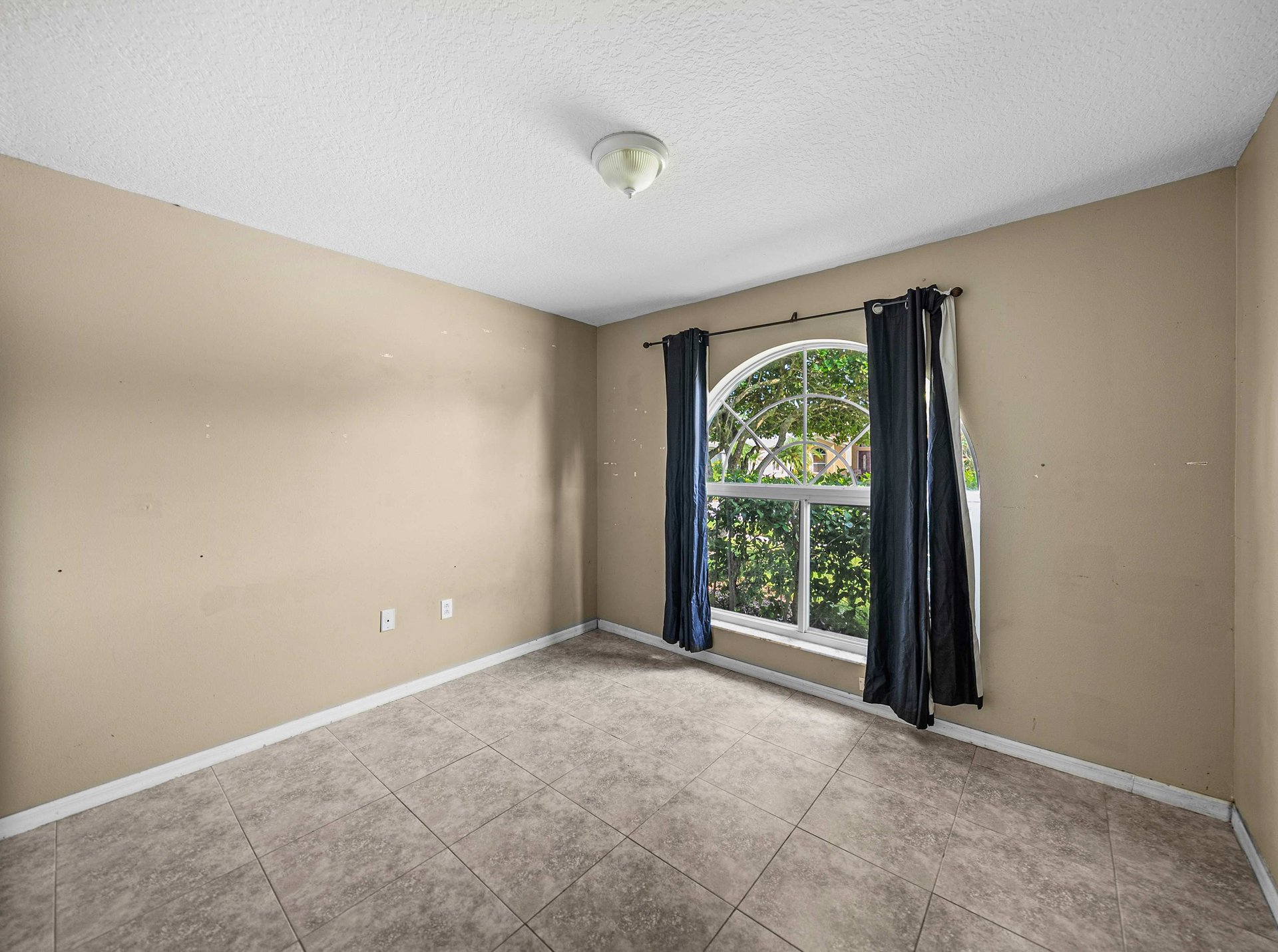 22828 RICHARDSON LN