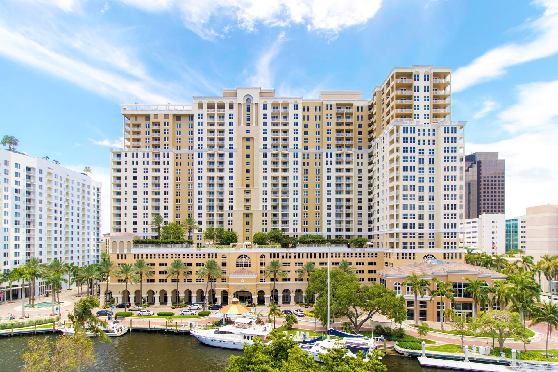 NU RIVER LANDING 1701