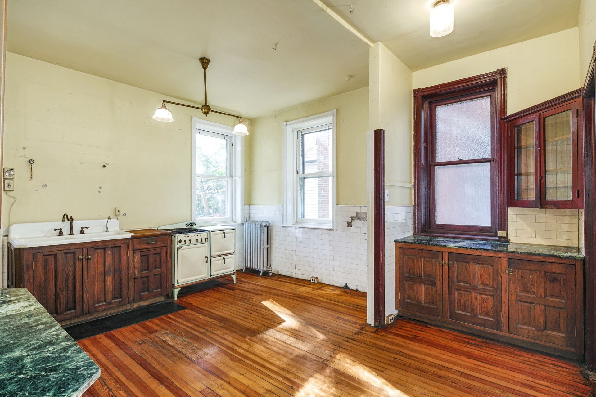 Classic Victorian in Cedar Park