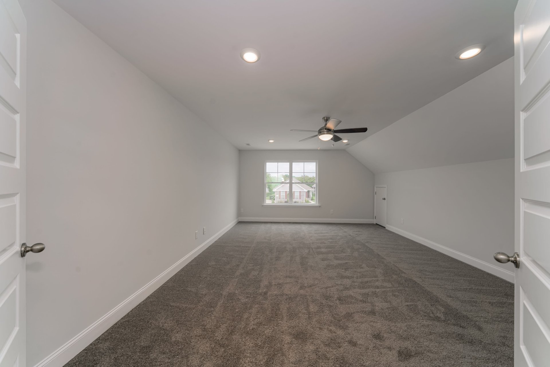 Summit Lakes Community just minutes from I-65! ATHENS CITY SCHOOLS!