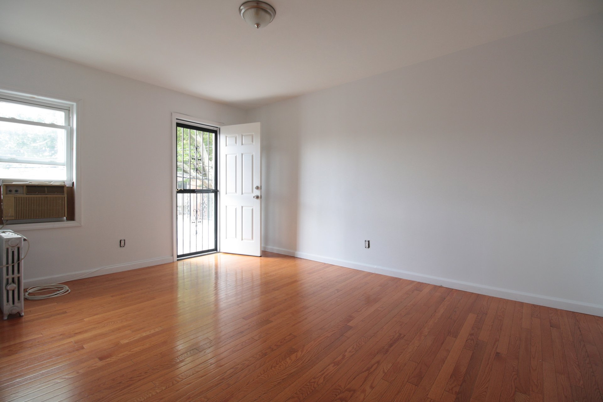 2240 28th St, #2F